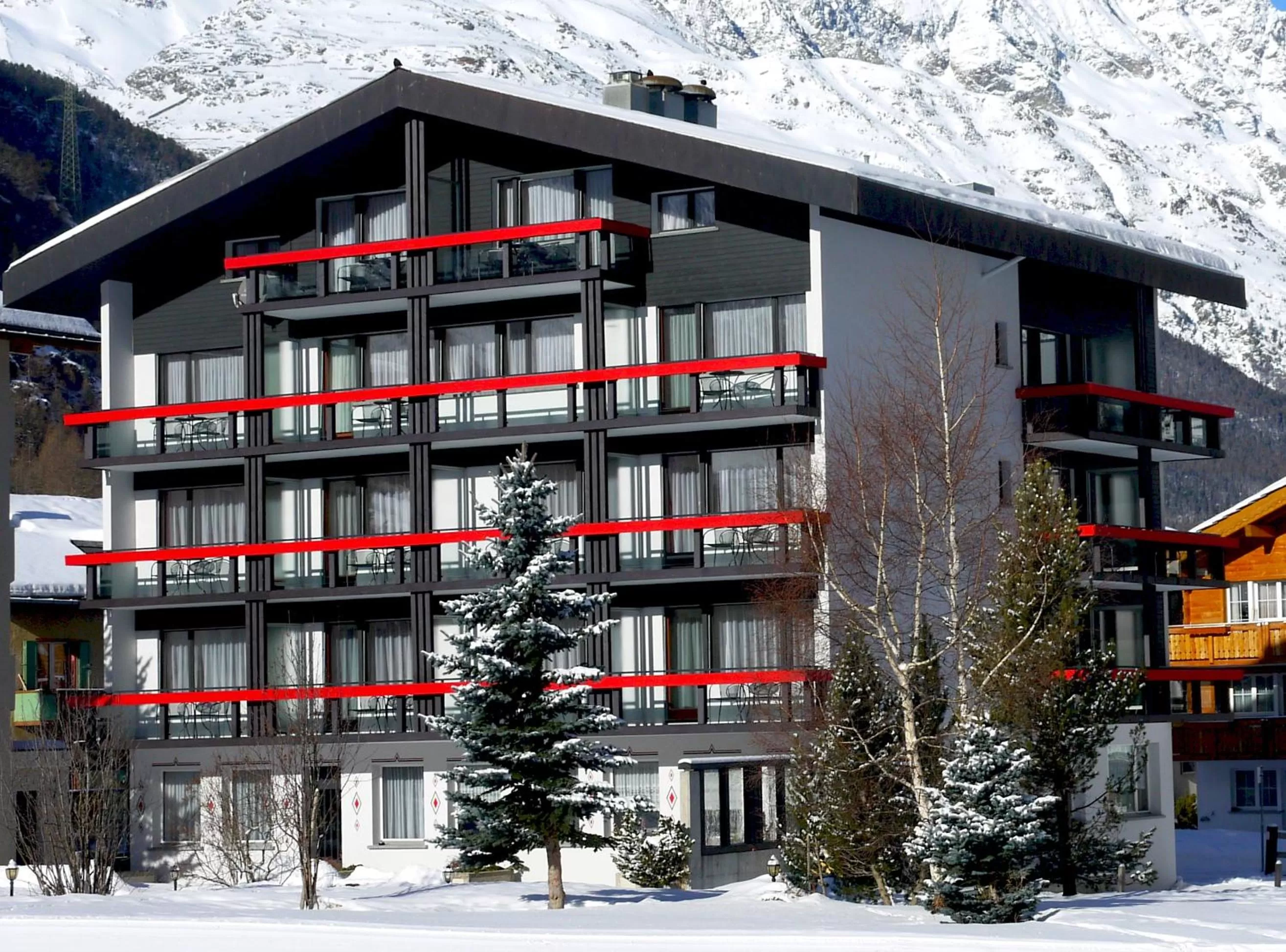 Property building in Hotel Alpenhof