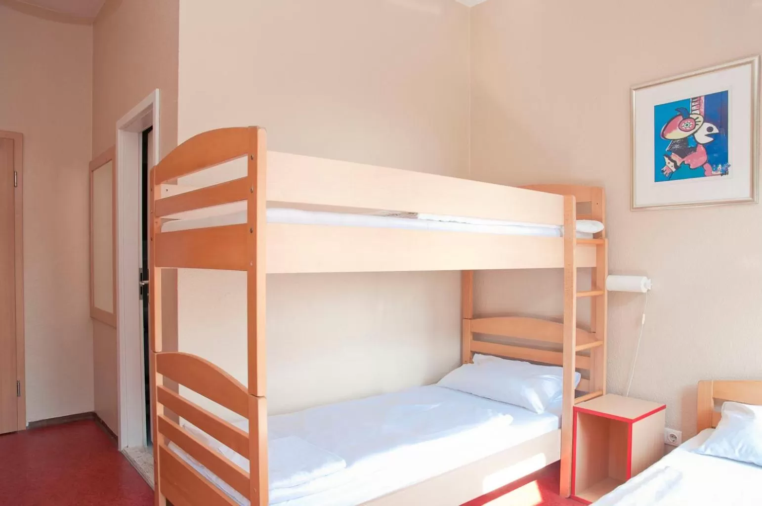 Staff, Bed in Happy Hotel Berlin