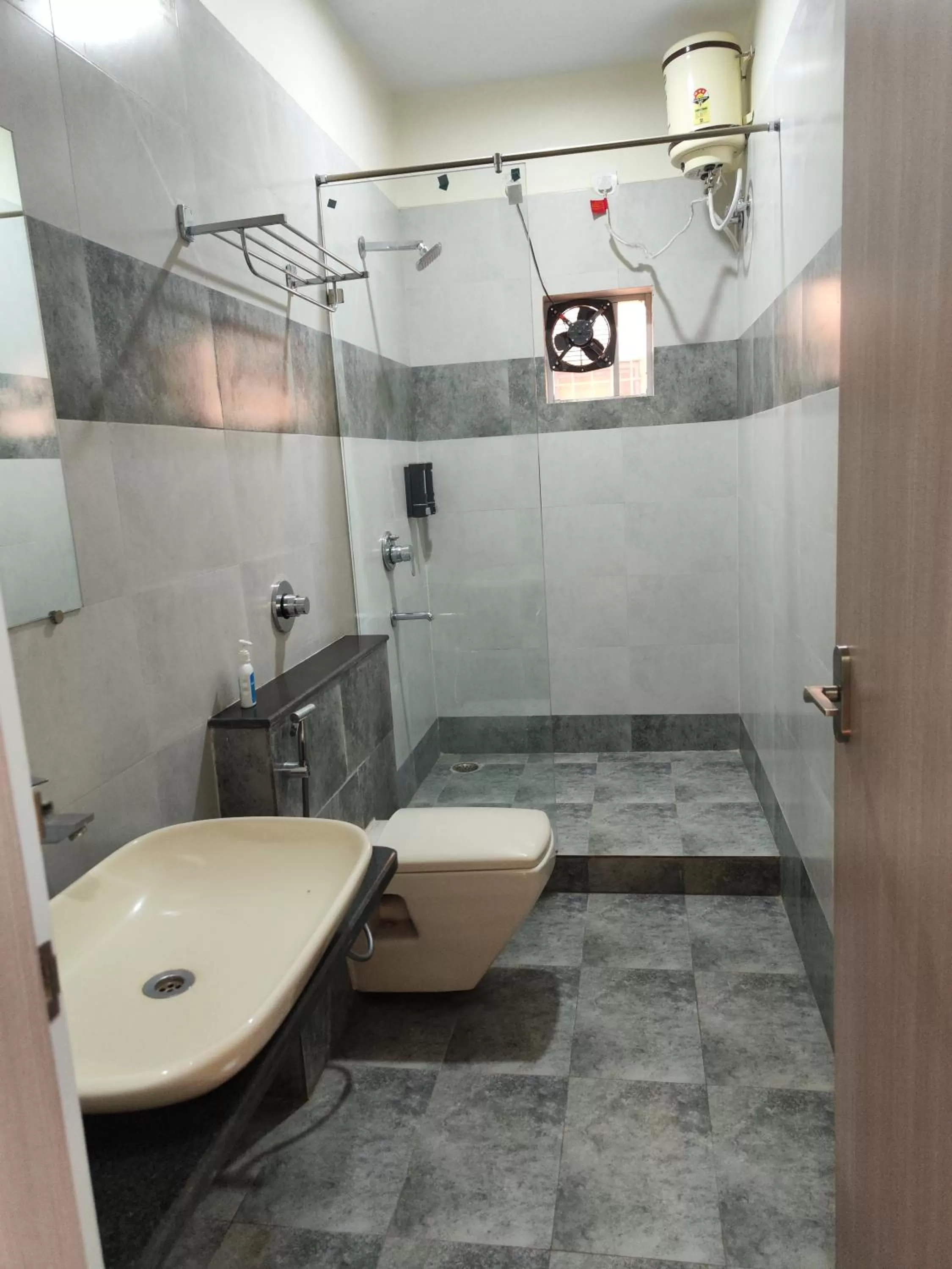 Bathroom in Hotel Green Apple