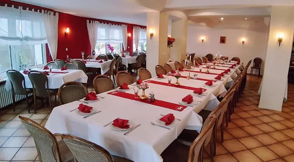 Restaurant/places to eat in Hotel Medebach - Zum Schwanenkönig