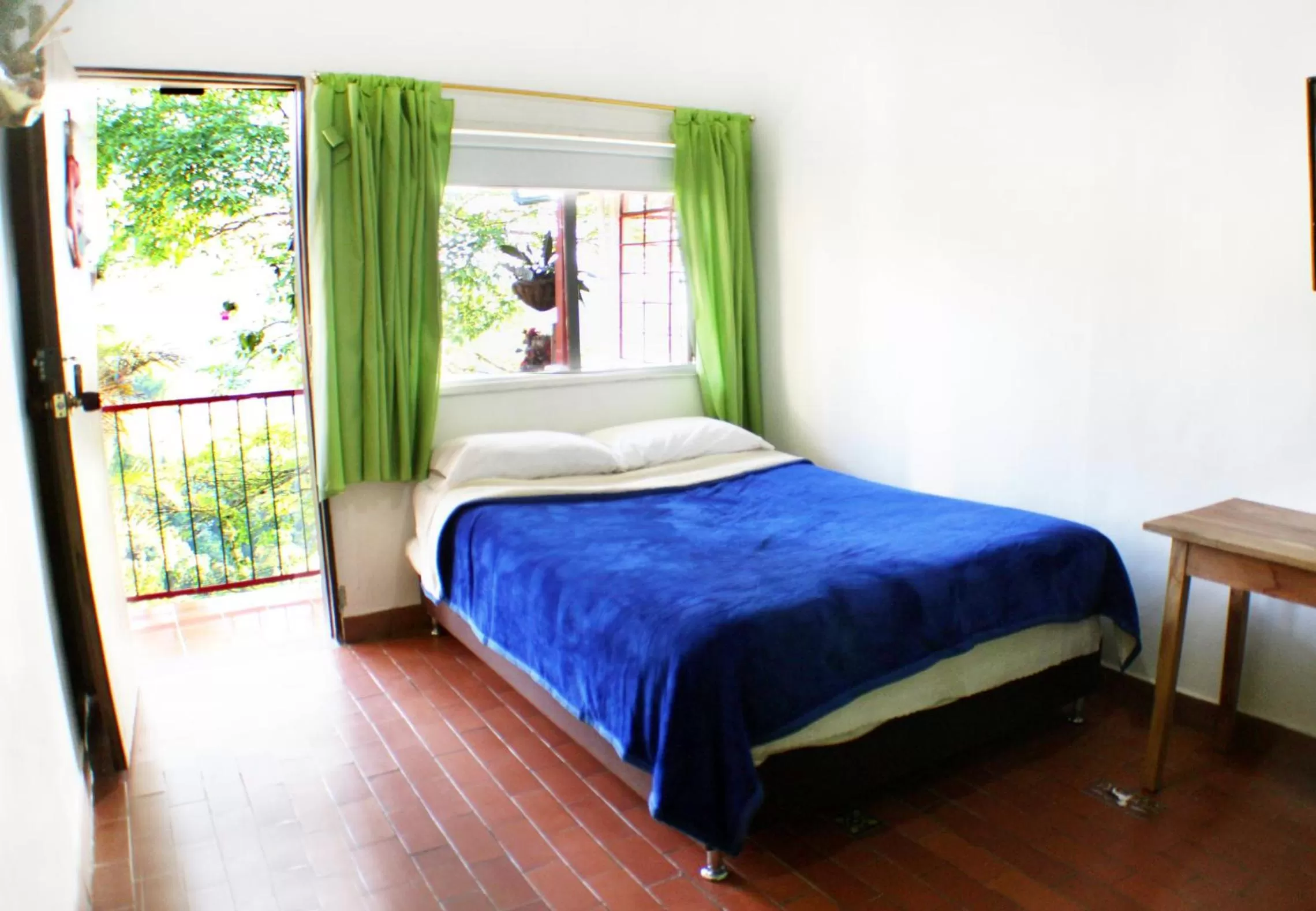Photo of the whole room, Bed in Eco Lodge La Juanita