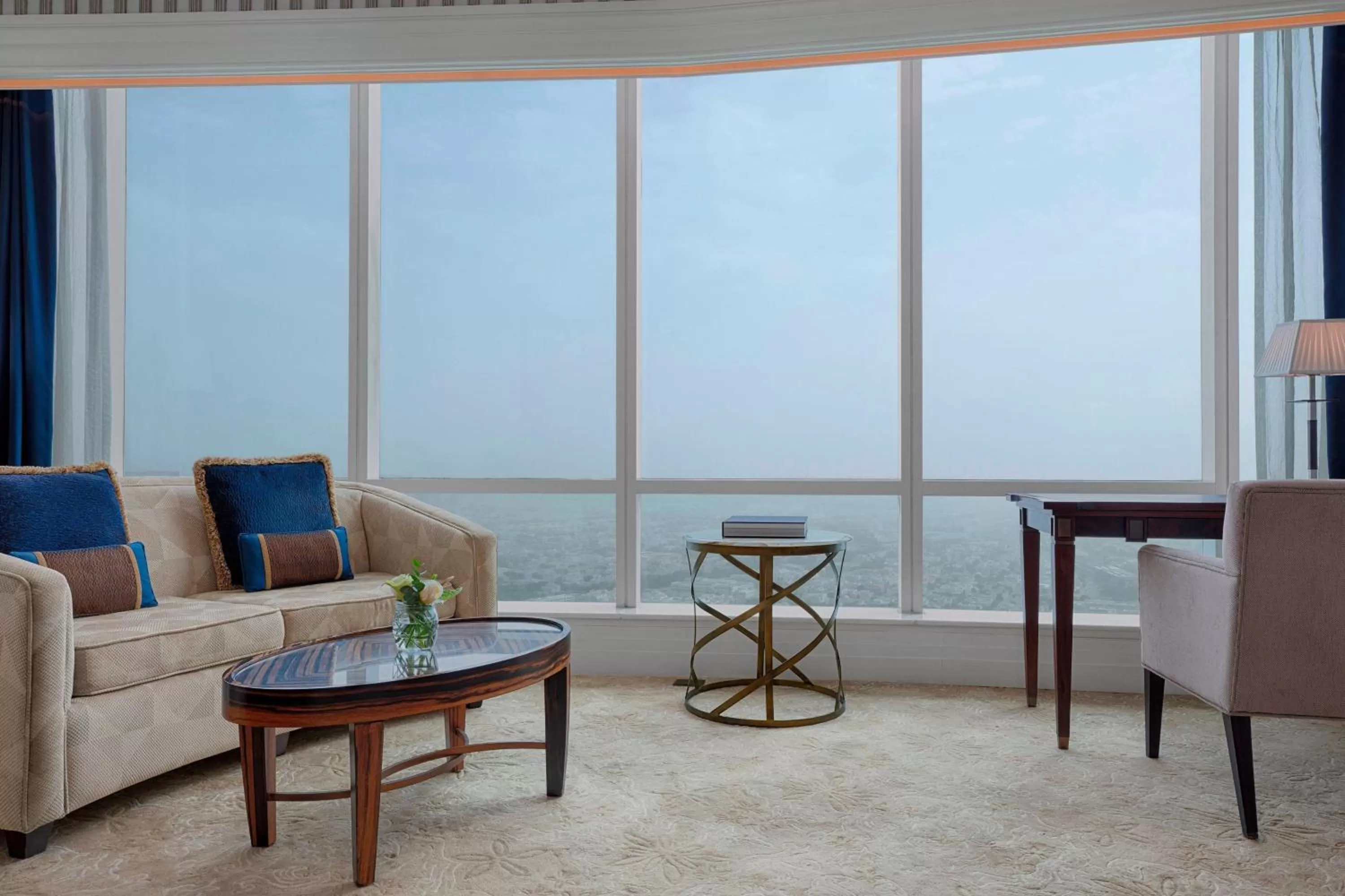 Living room in The St. Regis Abu Dhabi