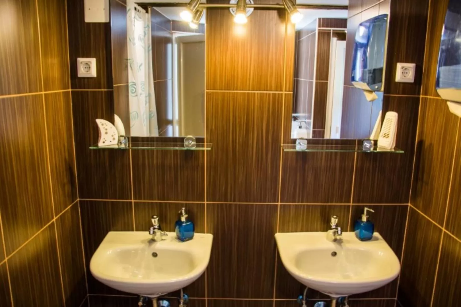 Bathroom in Cvet gora - Camping, Glamping and Accomodations