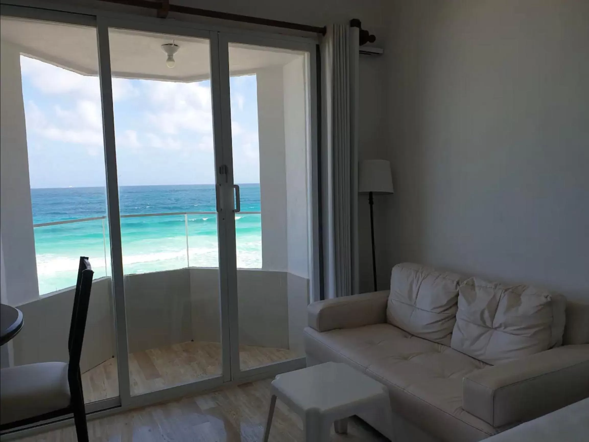 Seating Area in Cancun Beach&Sunrise