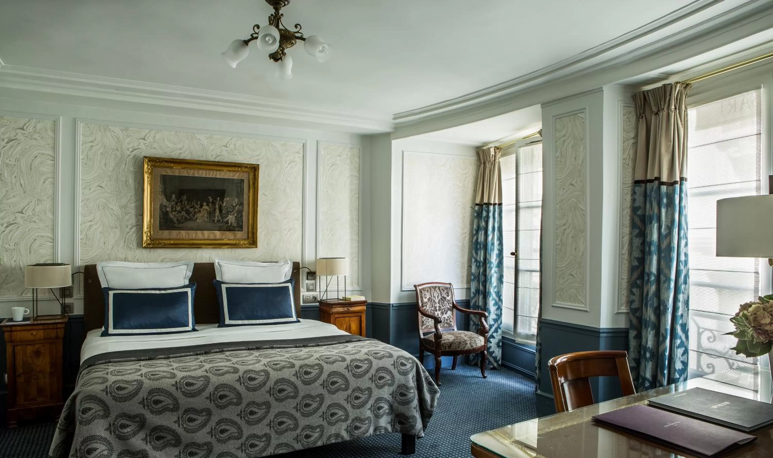 Photo of the whole room, Bed in Hôtel Mansart - Esprit de France