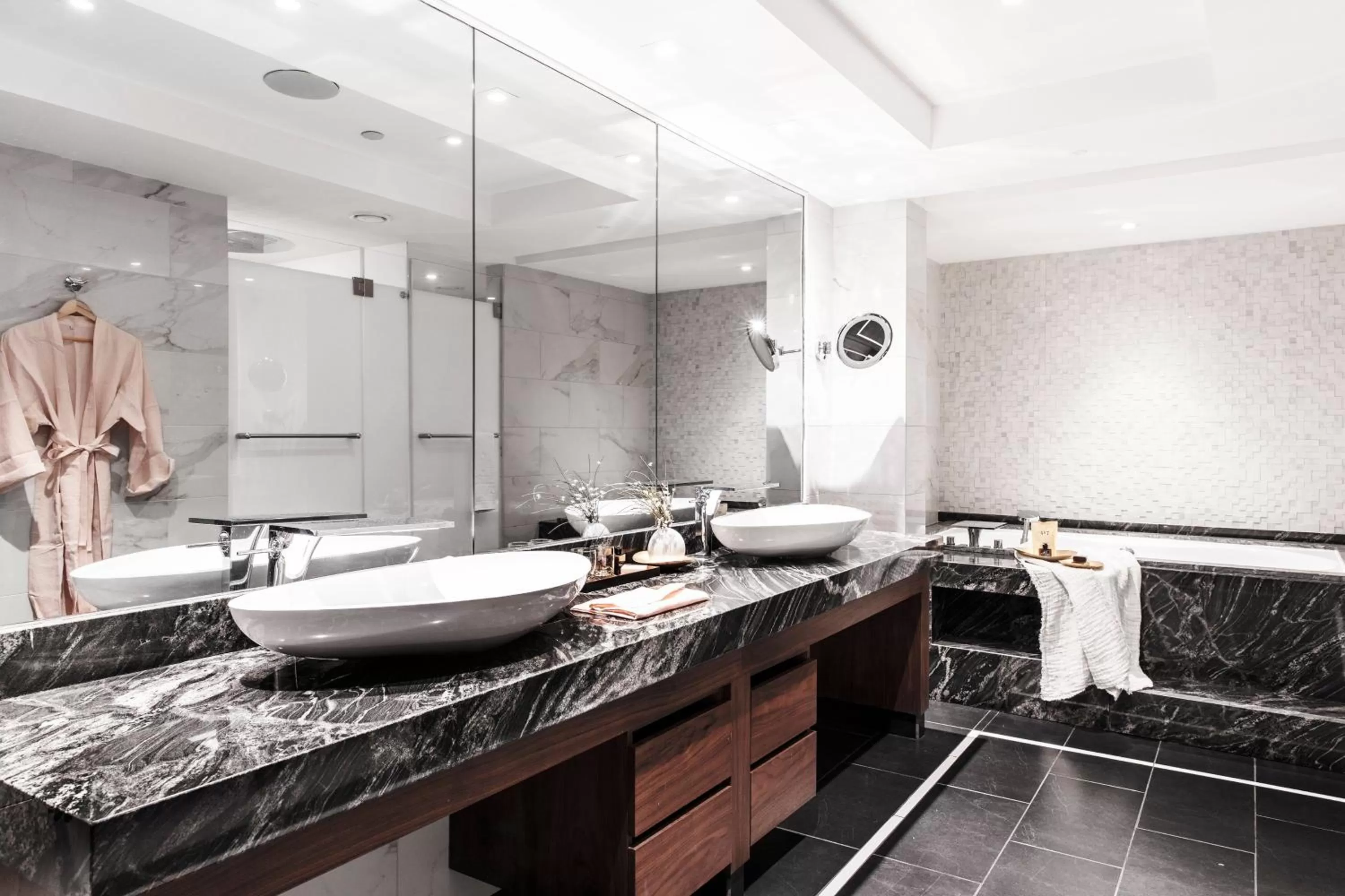 Photo of the whole room in InterContinental David Tel Aviv by IHG