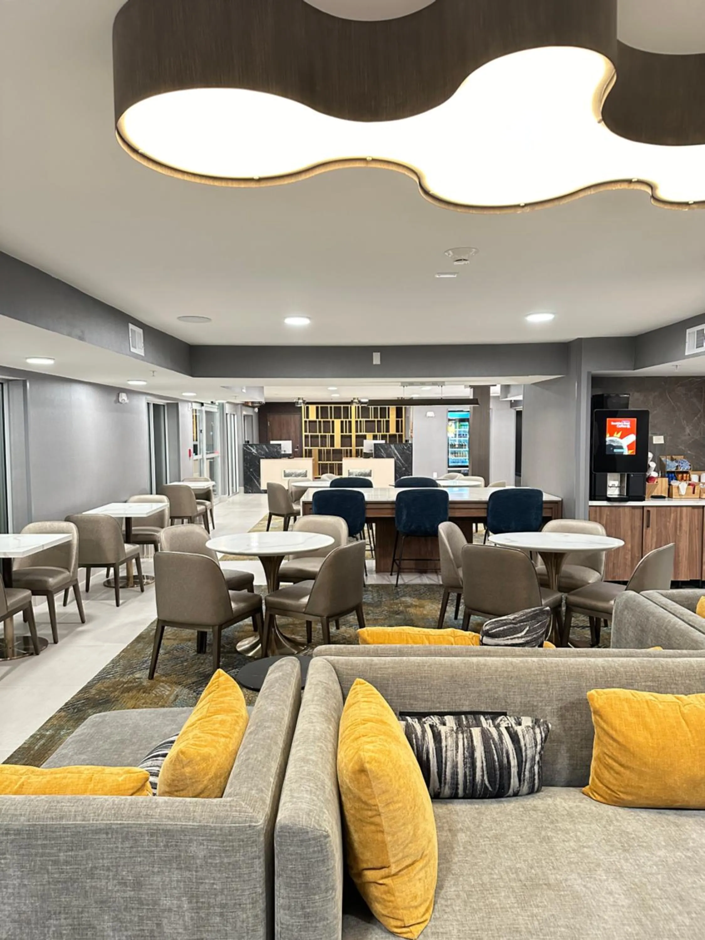 Lobby or reception in La Quinta Inn by Wyndham Columbia NE Fort Jackson