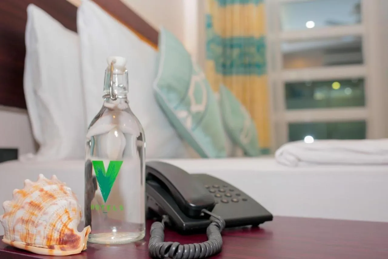 The White Harp Beach Hotel