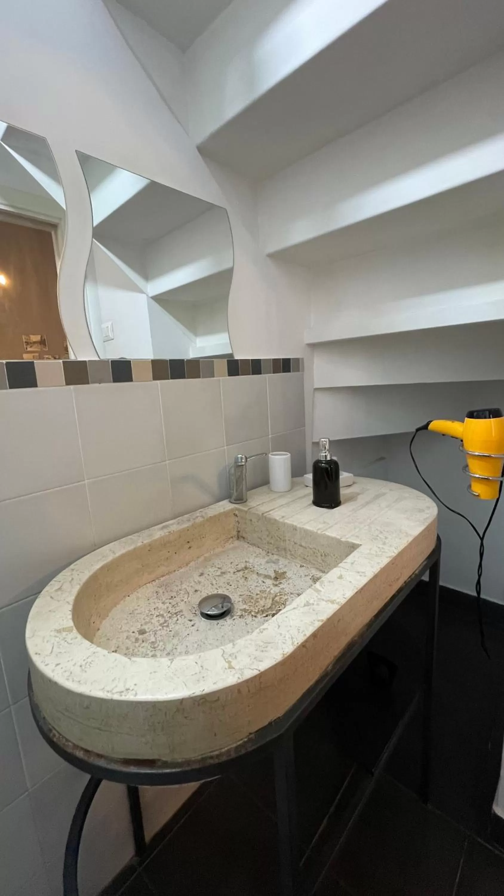 Bathroom in Anima Partenopea