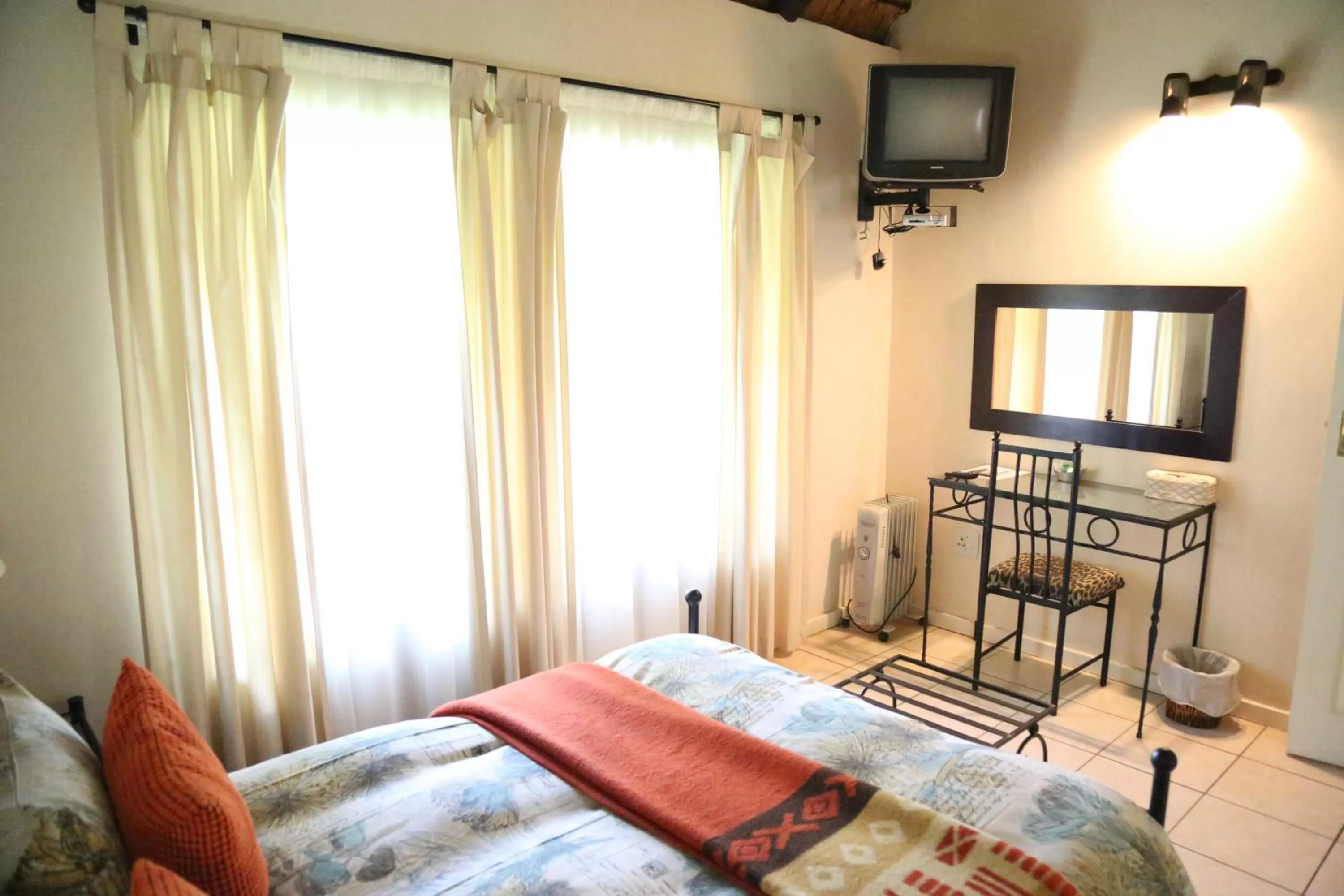 TV/Entertainment Center in The Highveld Cape Inn