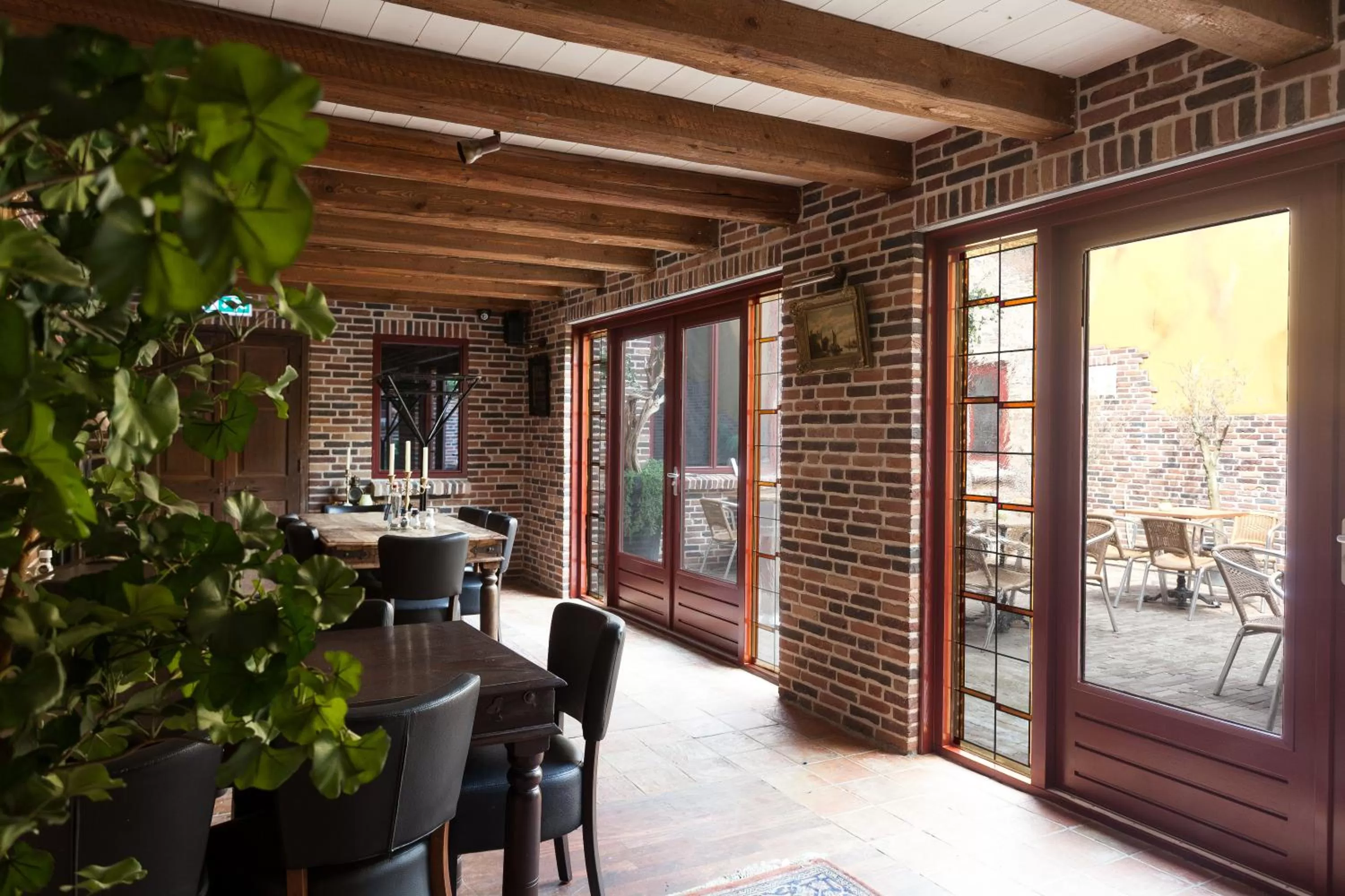 Property building in Hotel Verhoeven