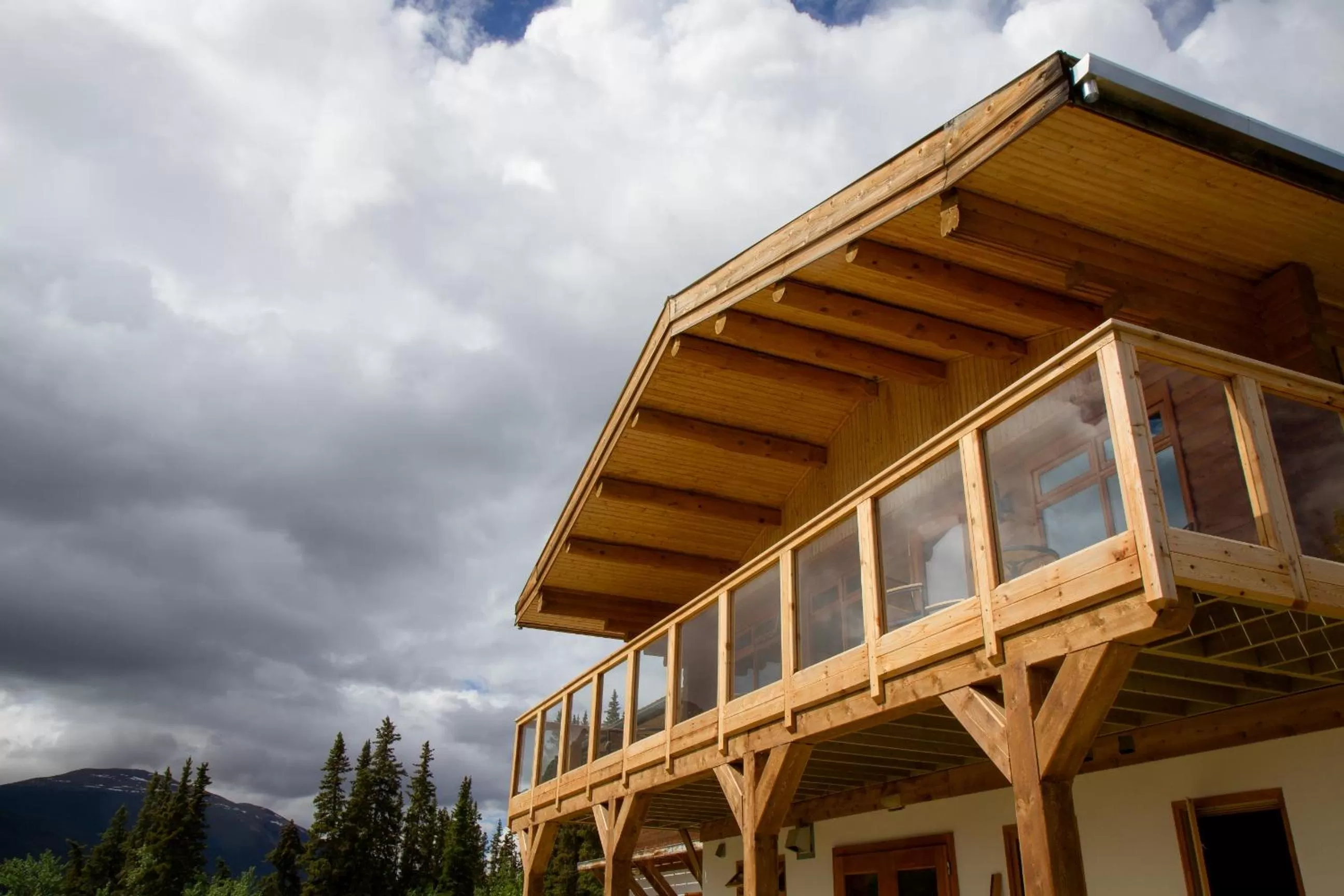 Facade/entrance in Southern Lakes Resort