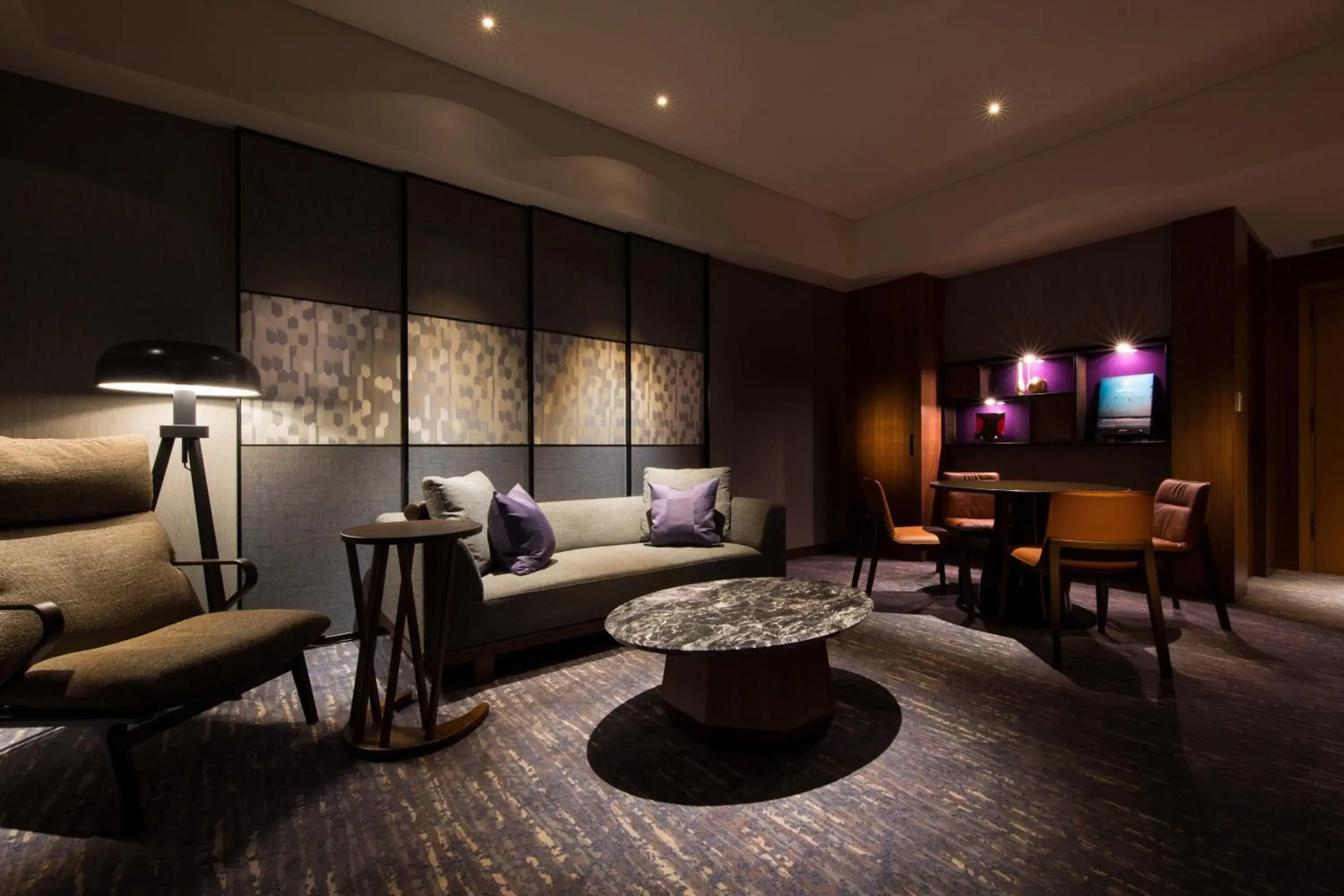 Corner Suite Executive Floor with Lounge Access - Non-Smoking in Cerulean Tower Tokyu Hotel, A Pan Pacific Partner Hotel Corner Suite Executive Floor with Lounge Access - Non-Smoking in Cerulean Tower Tokyu Hotel, A Pan Pacific Partner Hotel