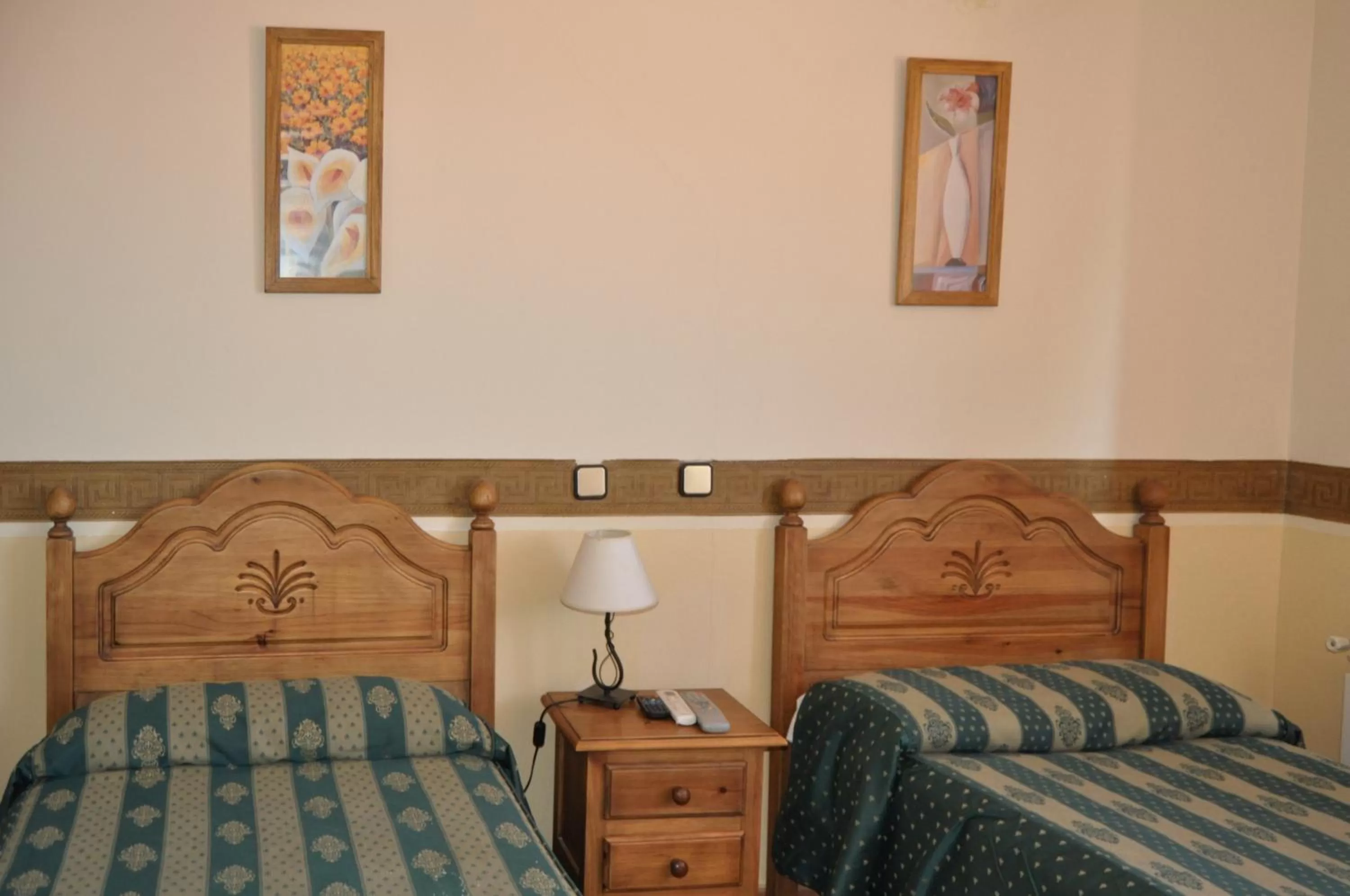 Bed in La Fuensanta Hostal-Rural