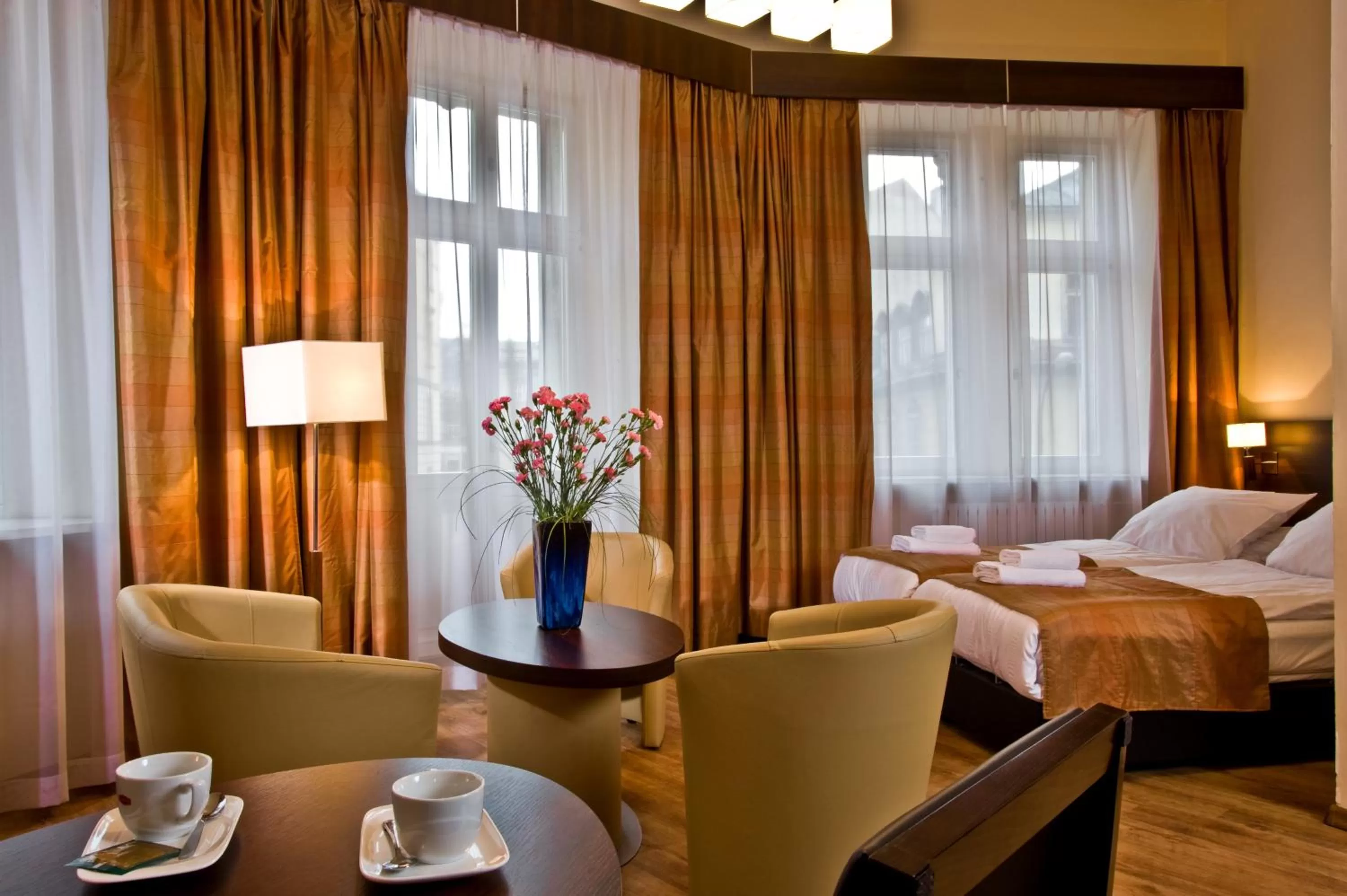 Bed in Spatz Aparthotel