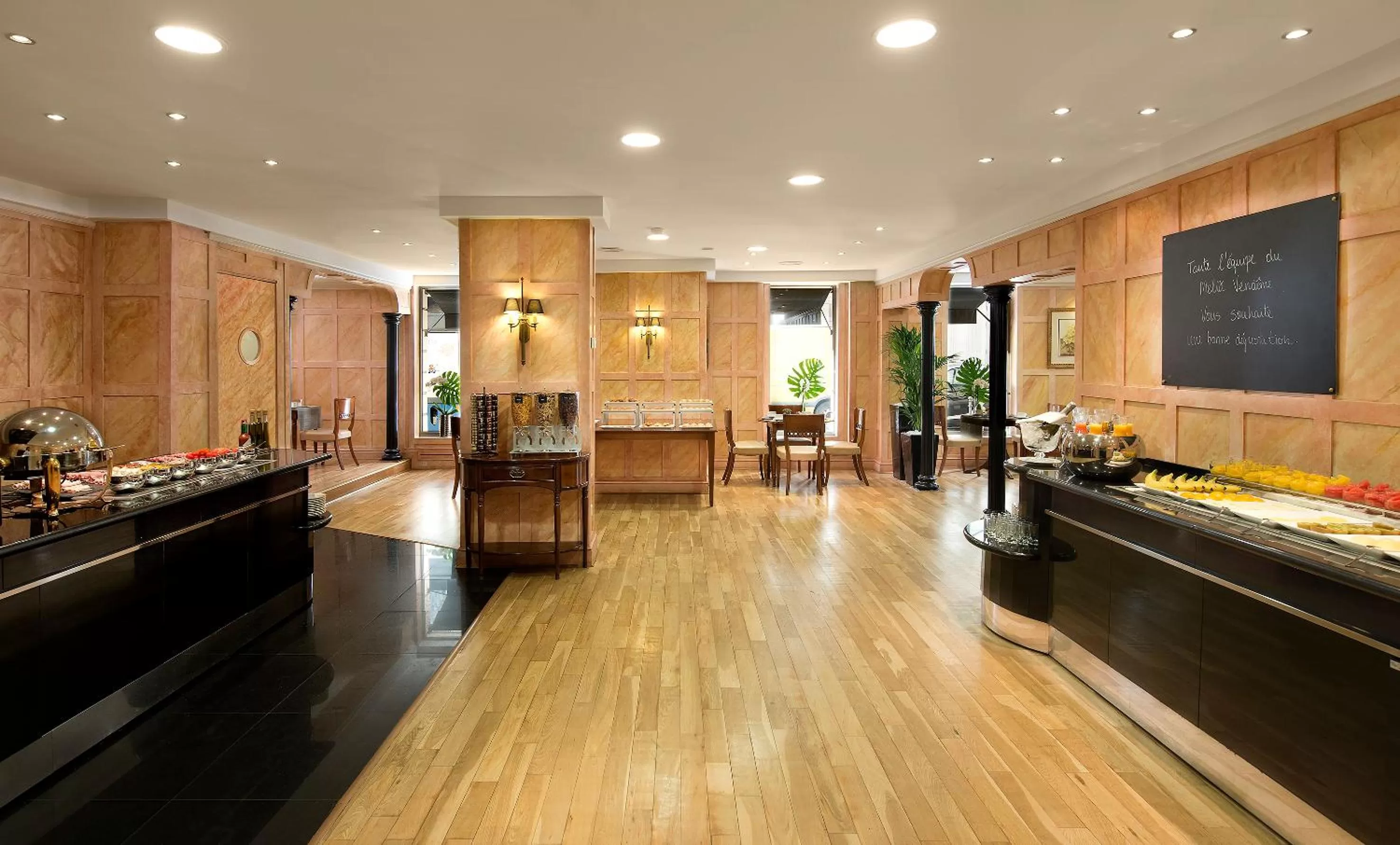 Buffet breakfast in Meliá Paris Vendôme