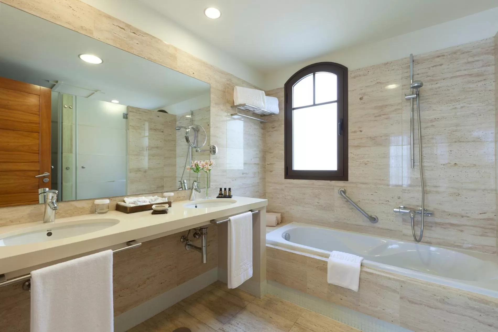 Bathroom in Hotel Suite Villa Maria