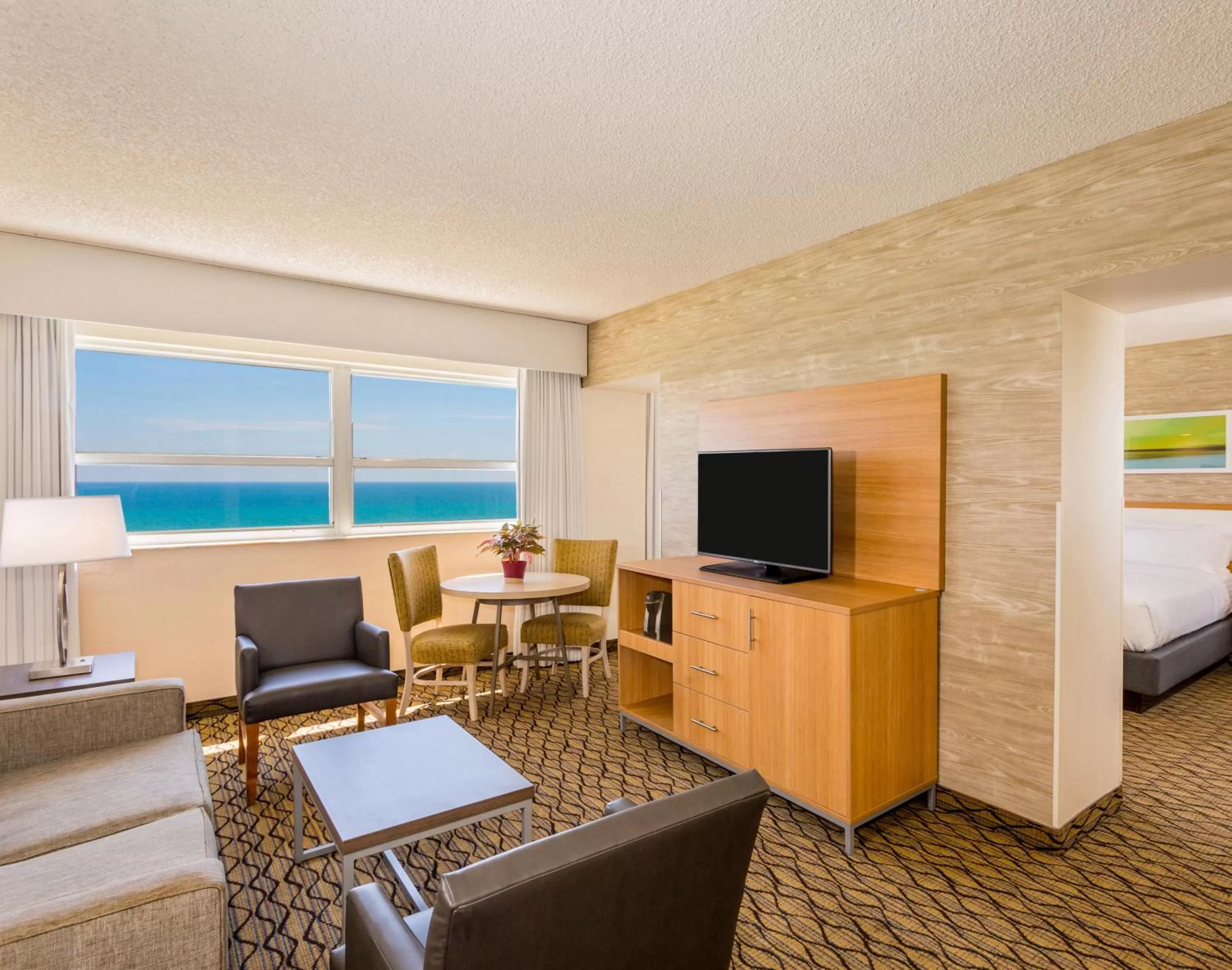 Photo of the whole room in Holiday Inn Miami Beach-Oceanfront by IHG