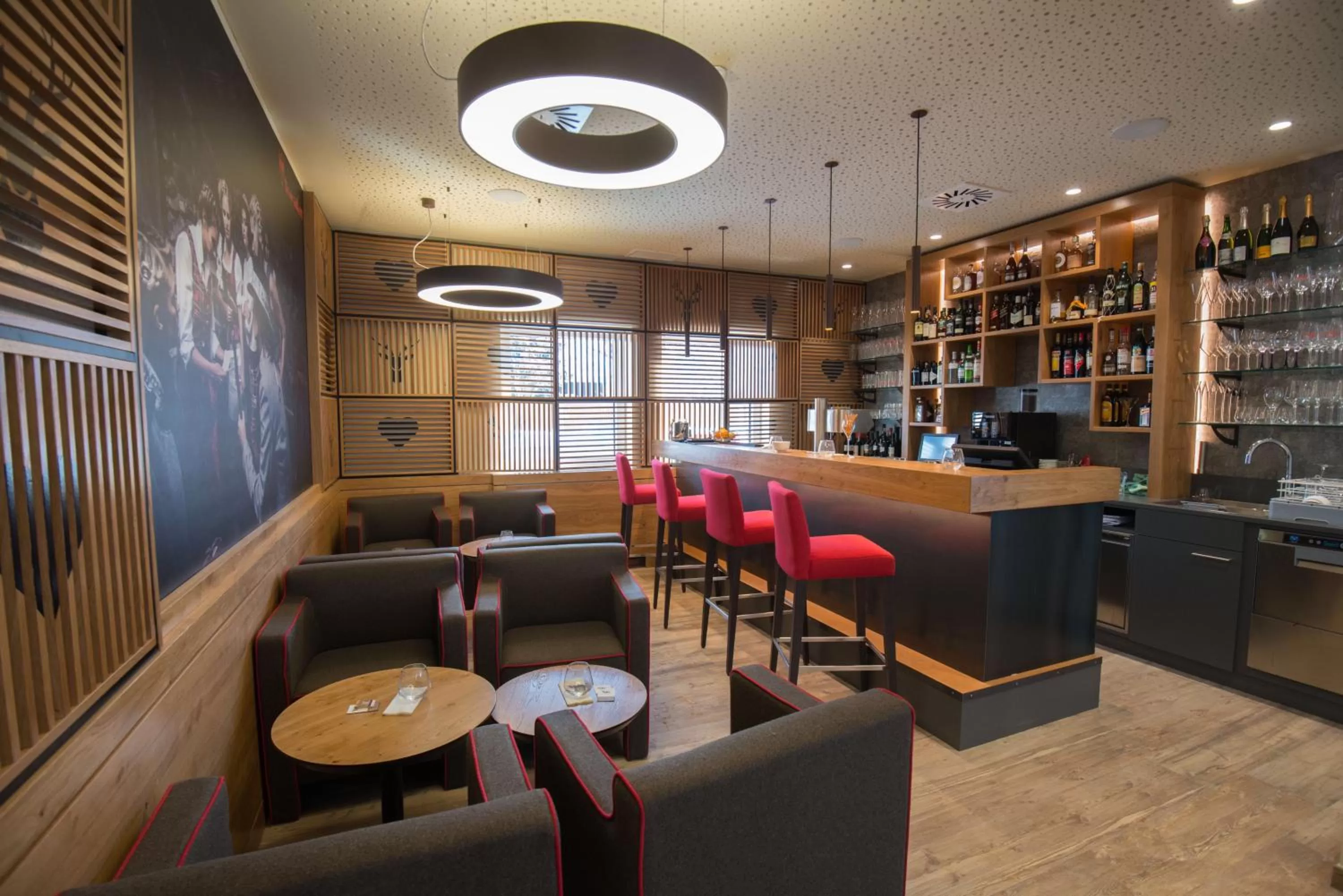 Restaurant/places to eat in Hotel dasMEI