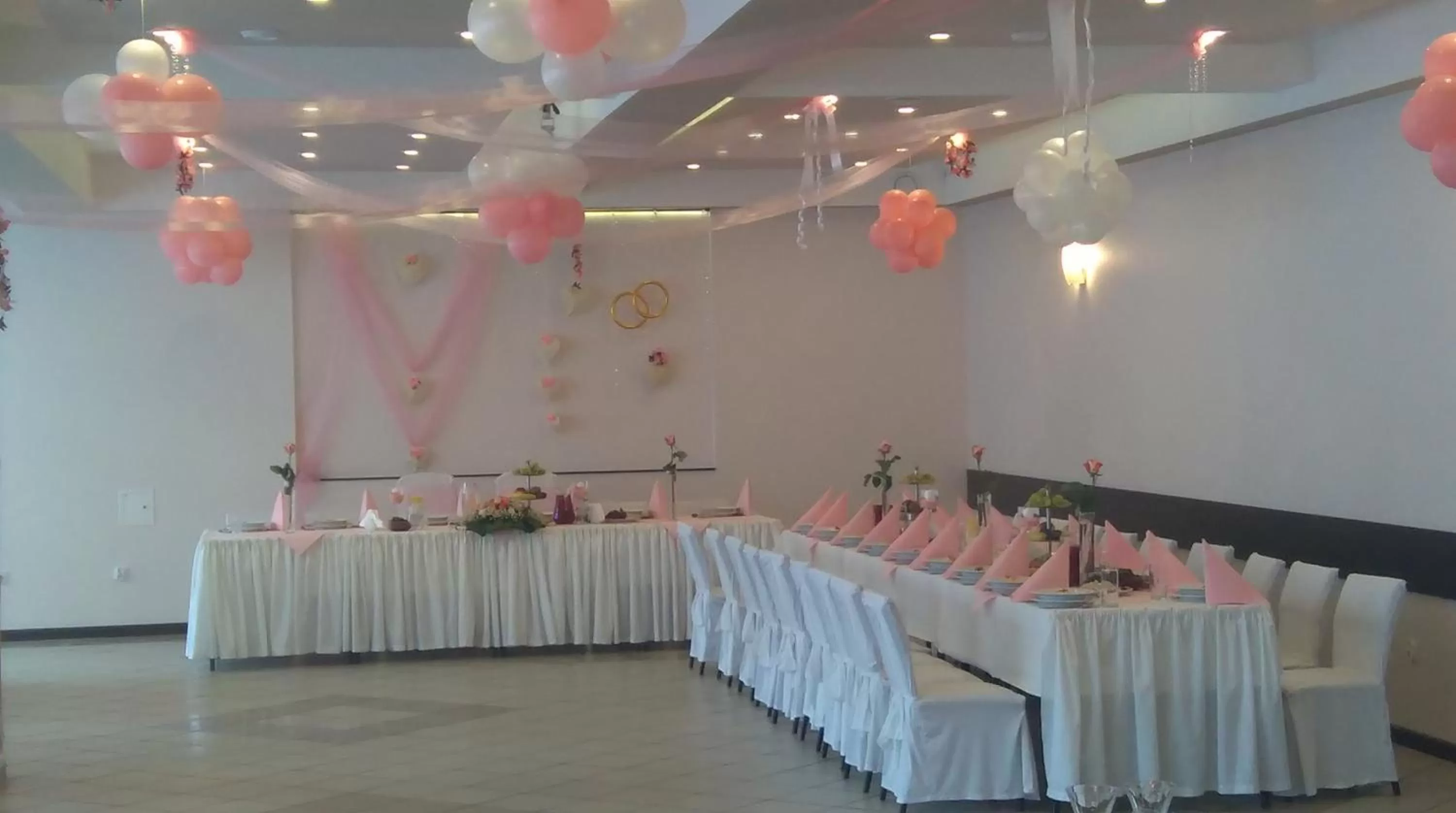 Restaurant/places to eat, Banquet Facilities in HOTEL ODR