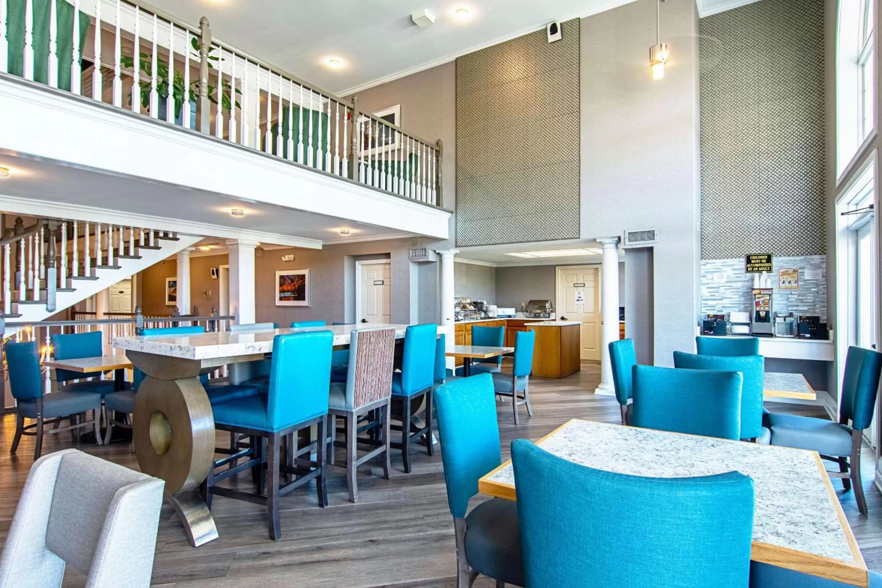 Restaurant/places to eat in Clarion Inn Willow River