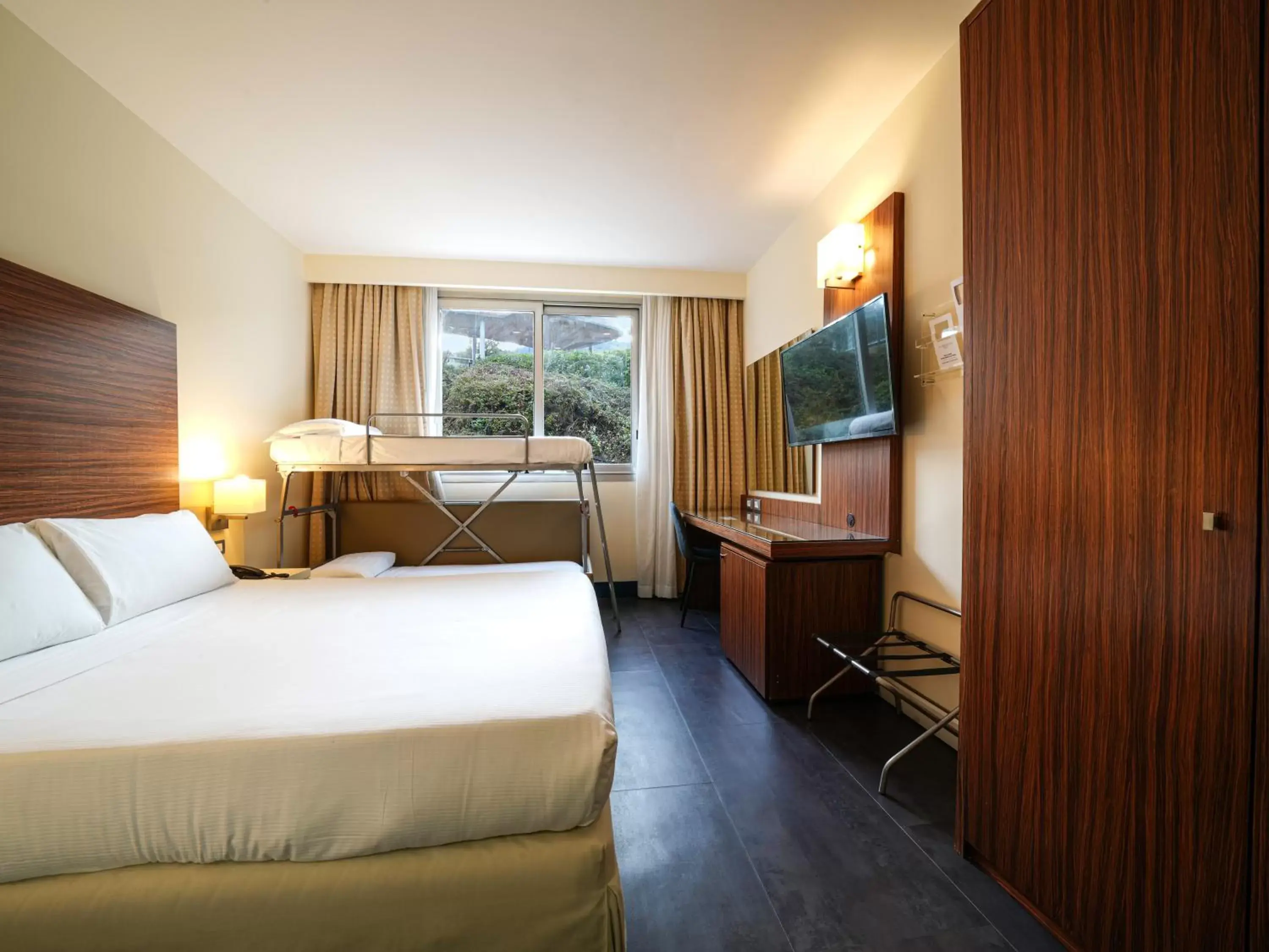 Family Room (2 Adults + 2 Children) in La Meridiana Bleisure Hotel Family Room (2 Adults + 2 Children) in La Meridiana Bleisure Hotel