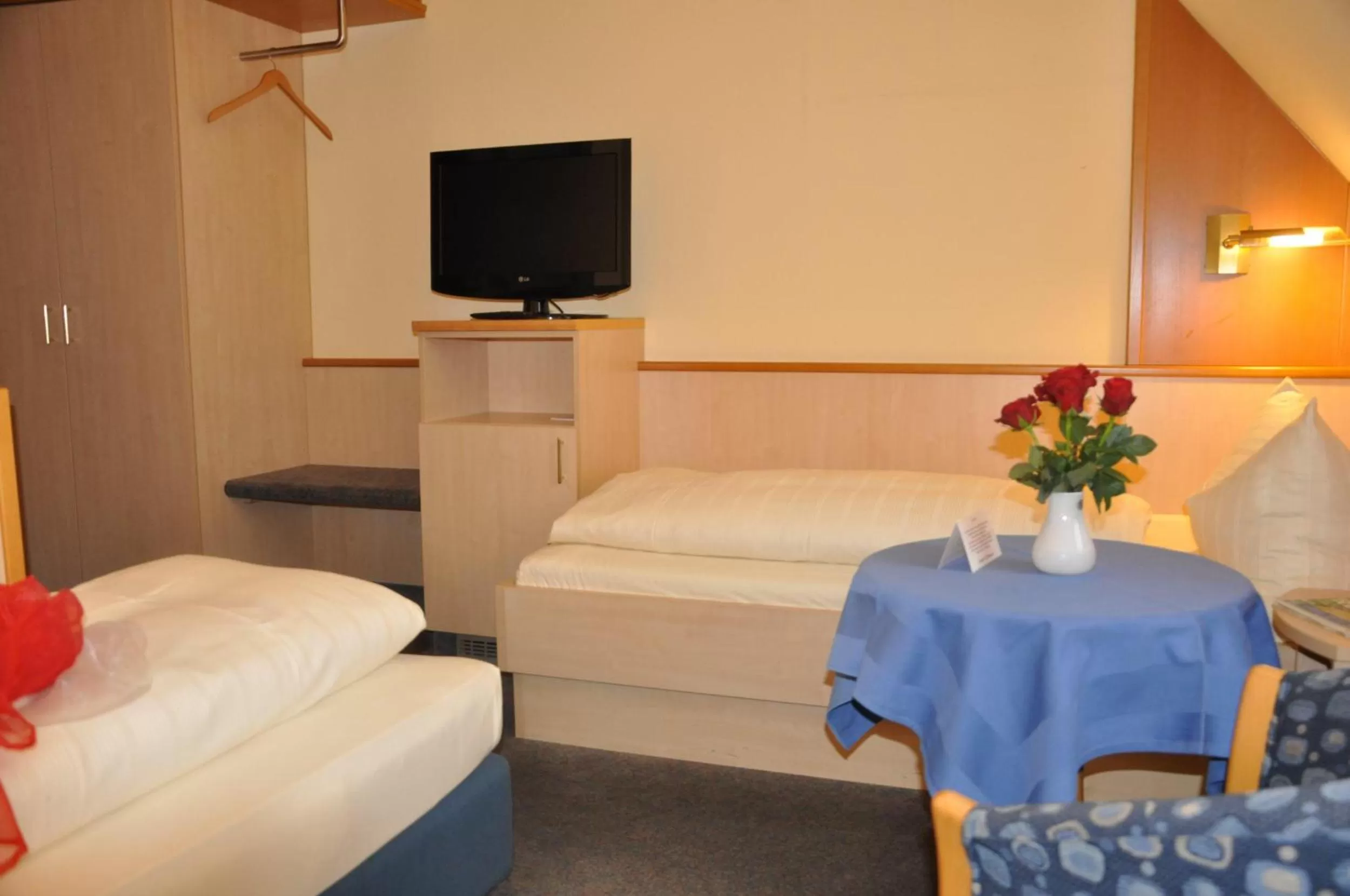 Bed in City Partner Hotel Strauss