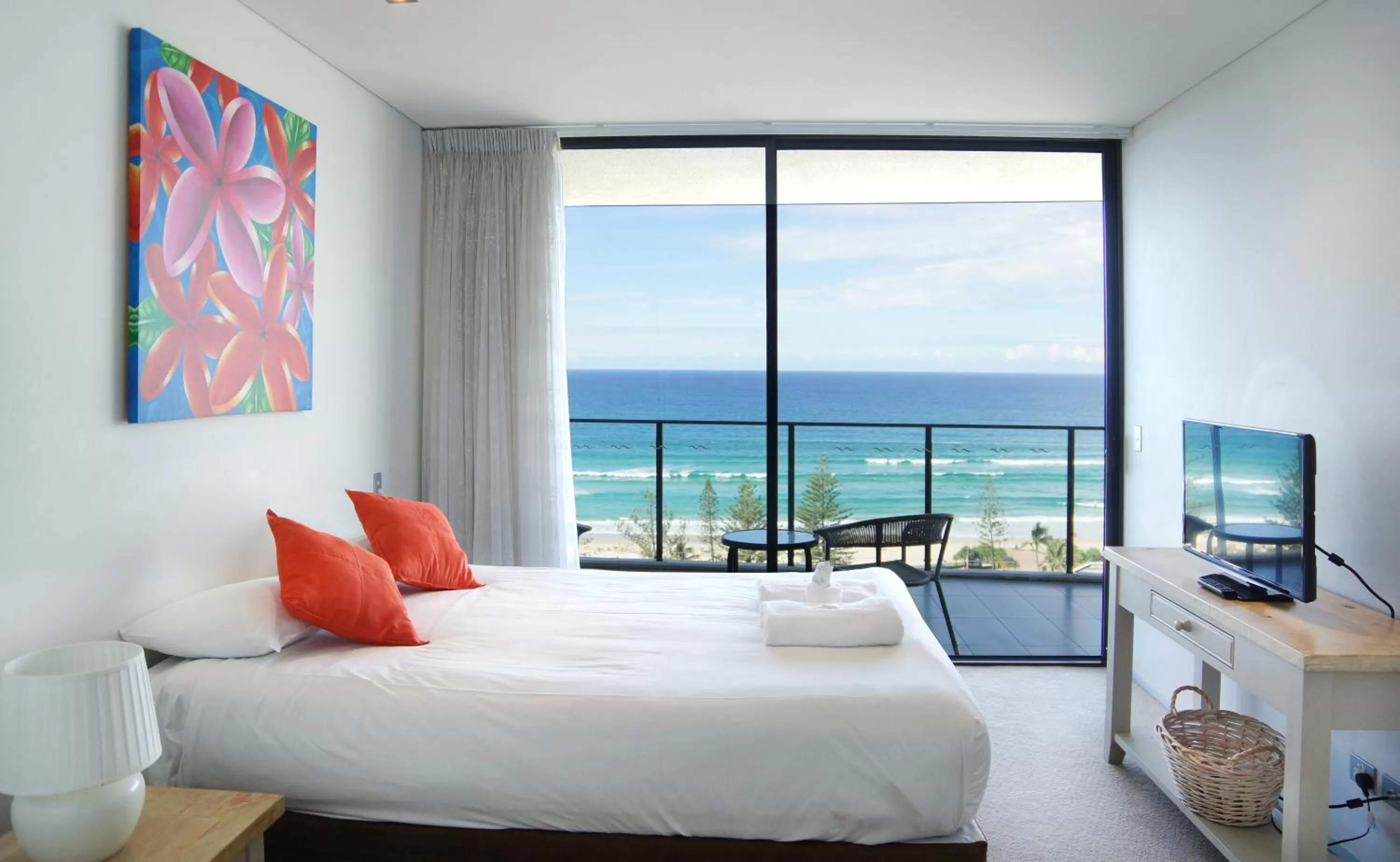 Patio, Bed in Ambience on Burleigh Beach