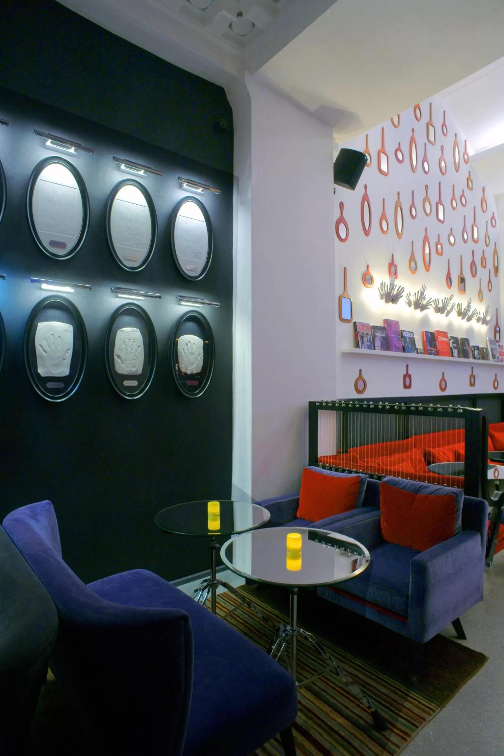 Lounge or bar in Hôtel du Triangle d'Or