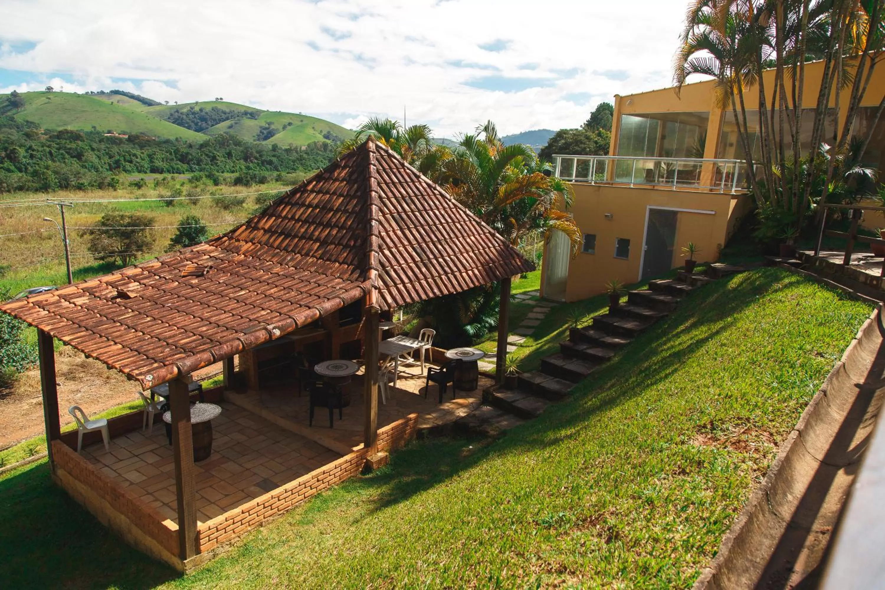 BBQ facilities in Pousada Le Sapê