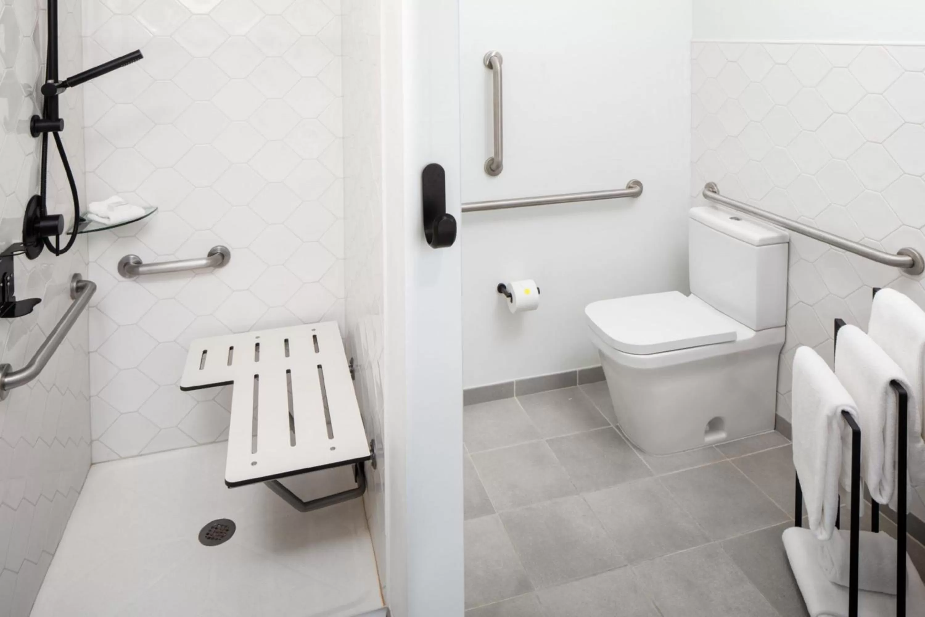 Bathroom in Angad Arts Hotel St Louis, Tapestry Collection by Hilton