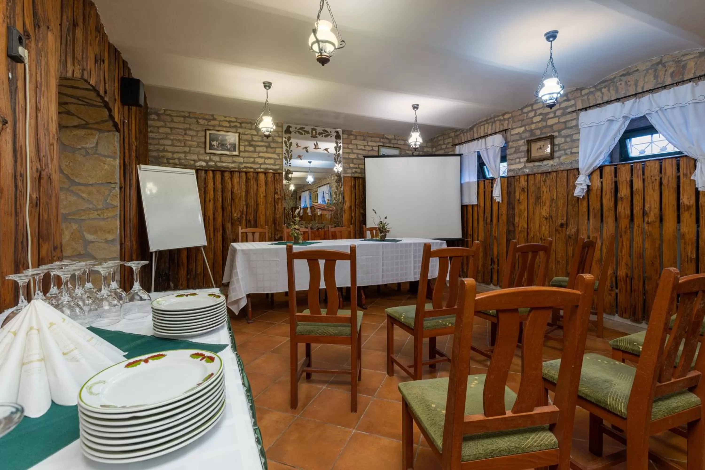 Meeting/conference room in Illés Hotel