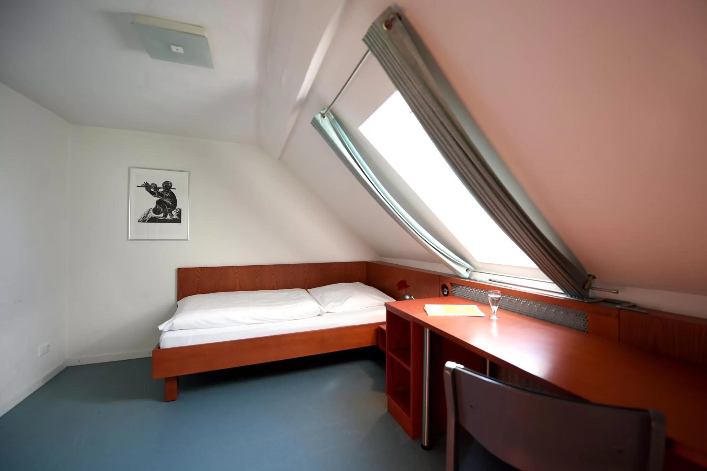 Photo of the whole room, Bed in Kloster Frauenberg