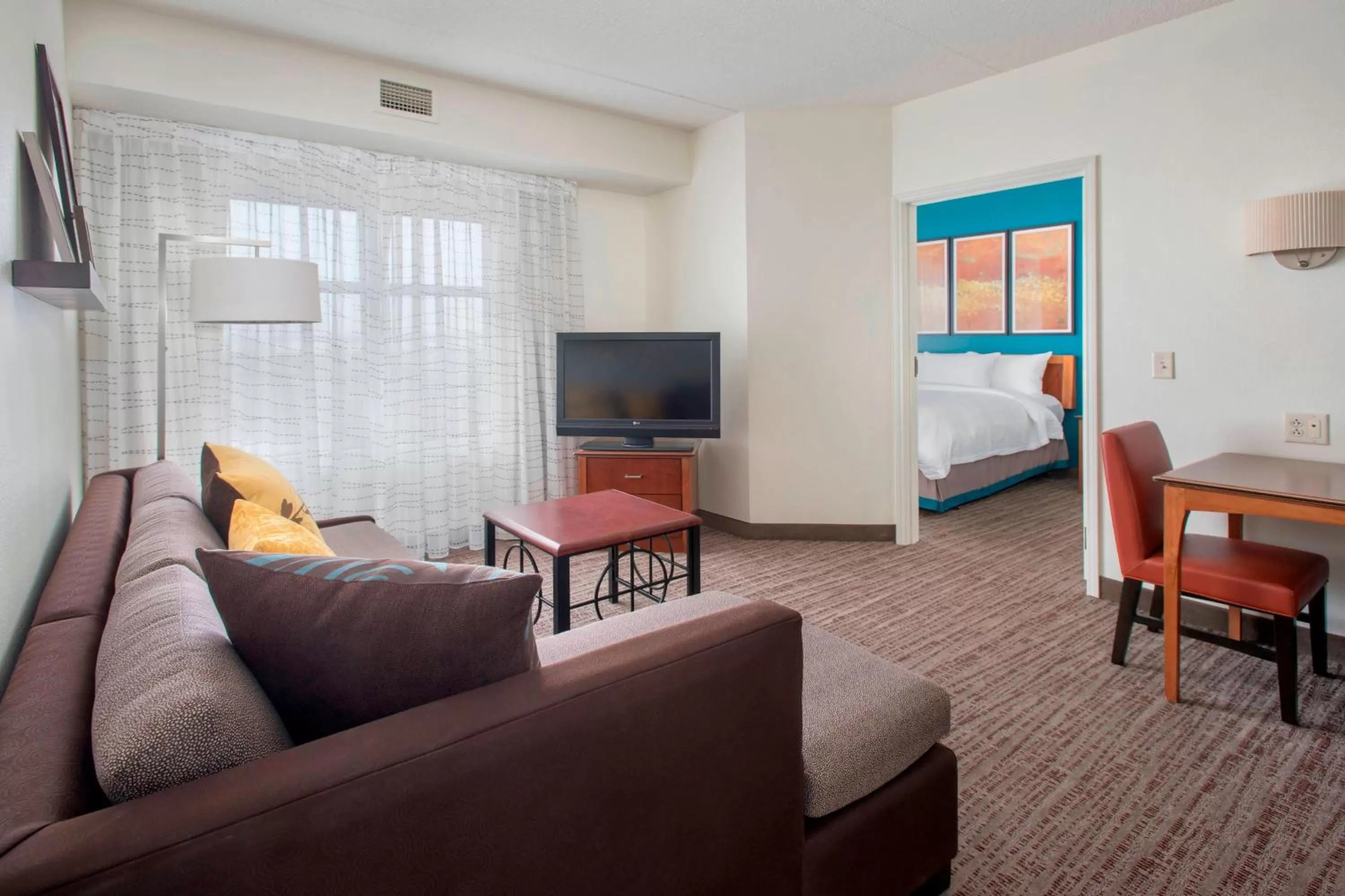 Bedroom in Residence Inn by Marriott Newark Elizabeth/Liberty International Airport