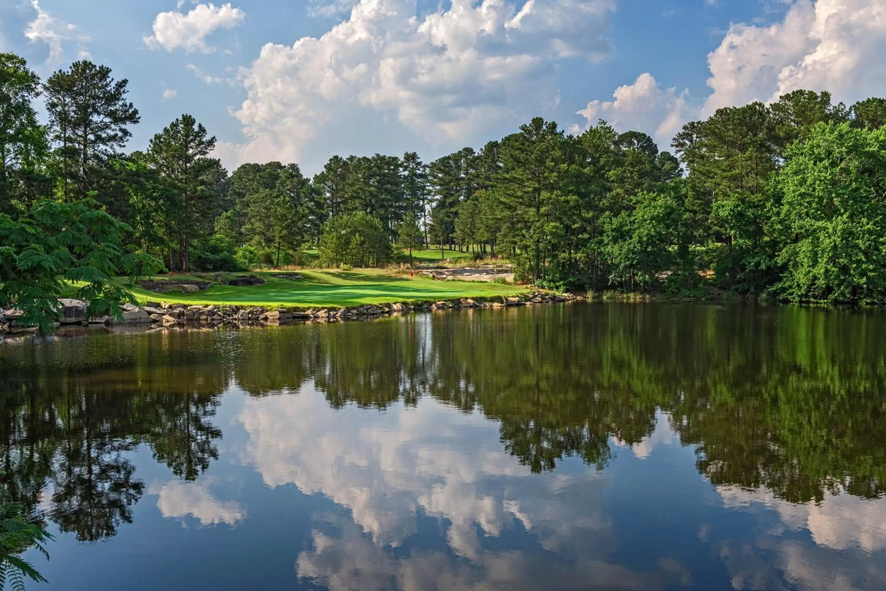 Golfcourse in Atlanta Evergreen Lakeside Resort