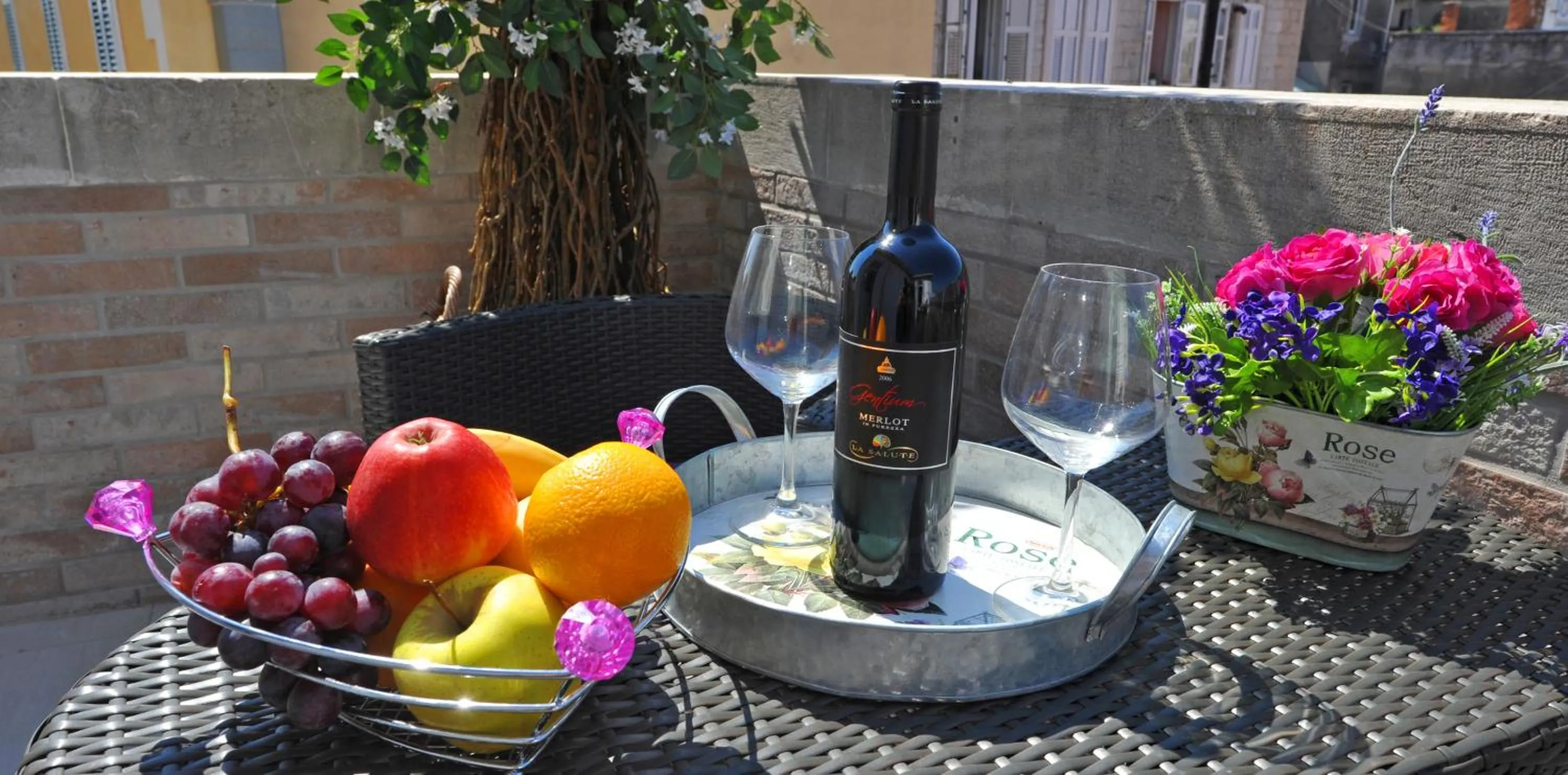 Day in Luxury Rooms Nirvana