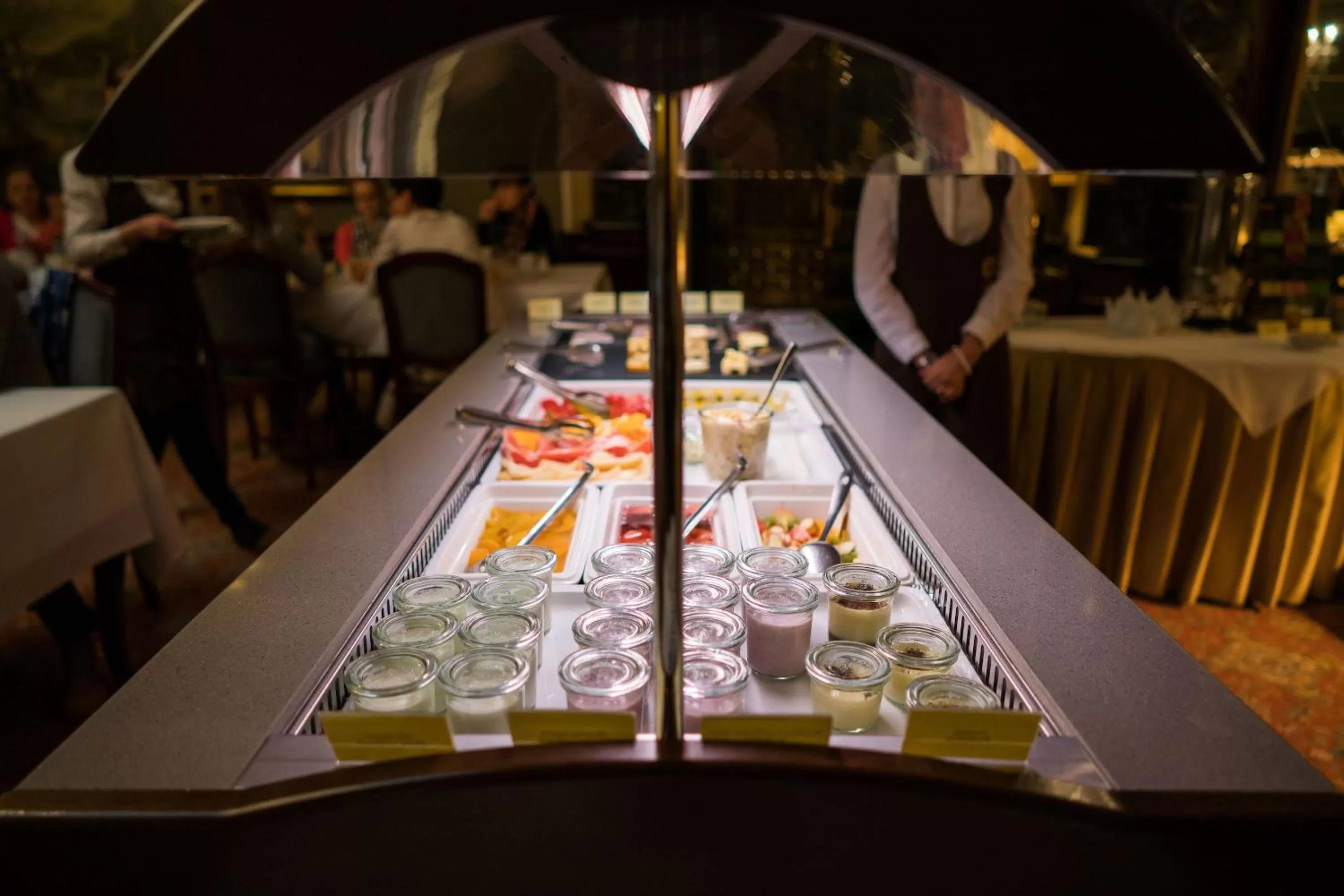 Restaurant/places to eat in Esplanade Hotel Prague