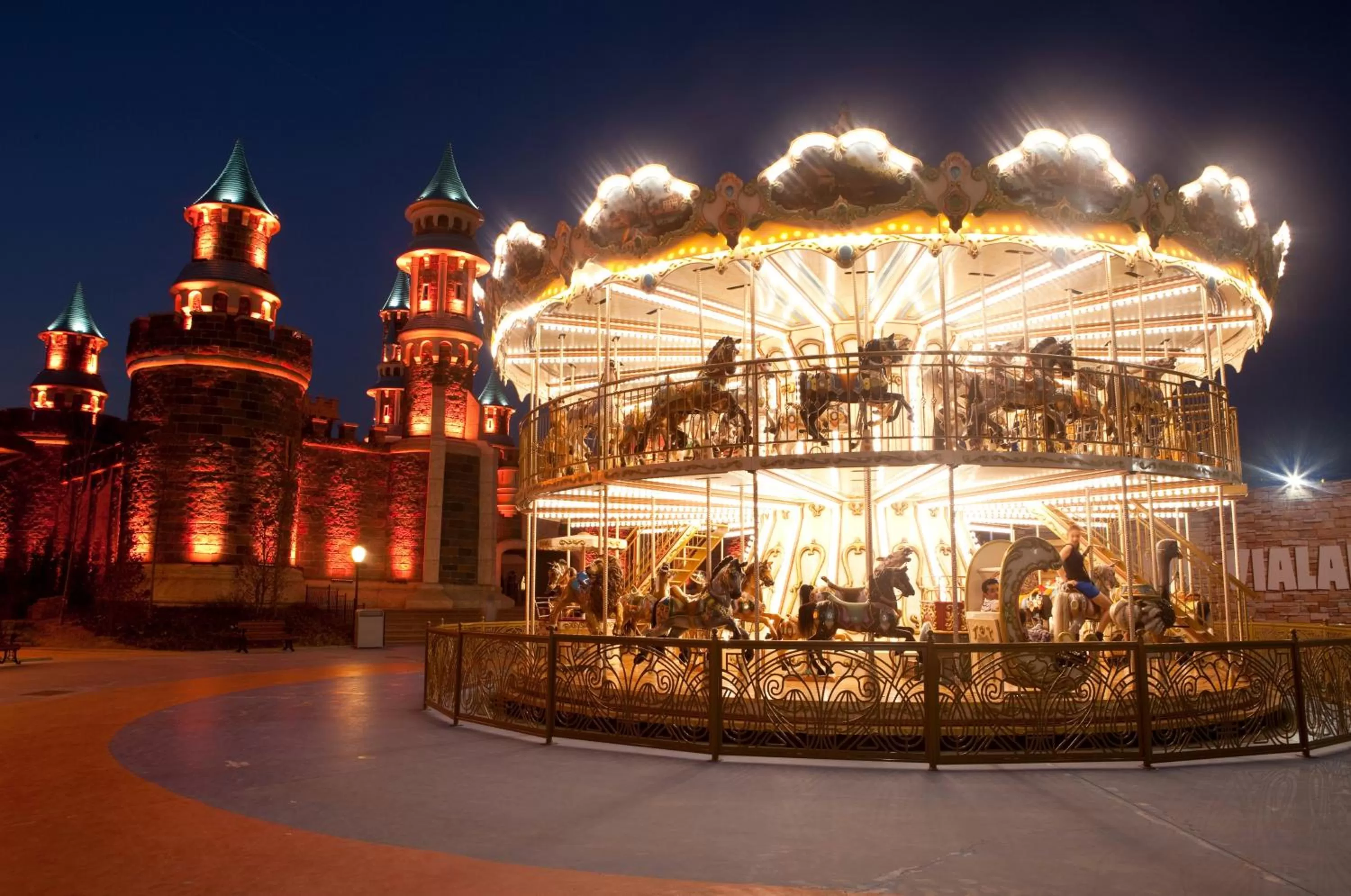 Area and facilities in Vialand Palace Hotel