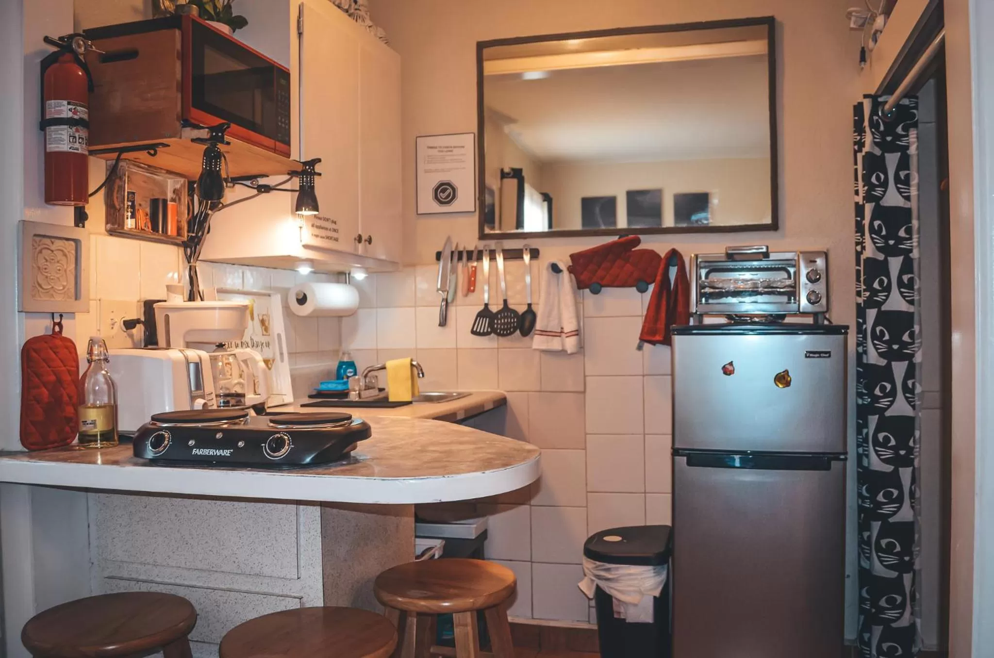 Coffee/tea facilities in Hollywood Light Haven Lodge