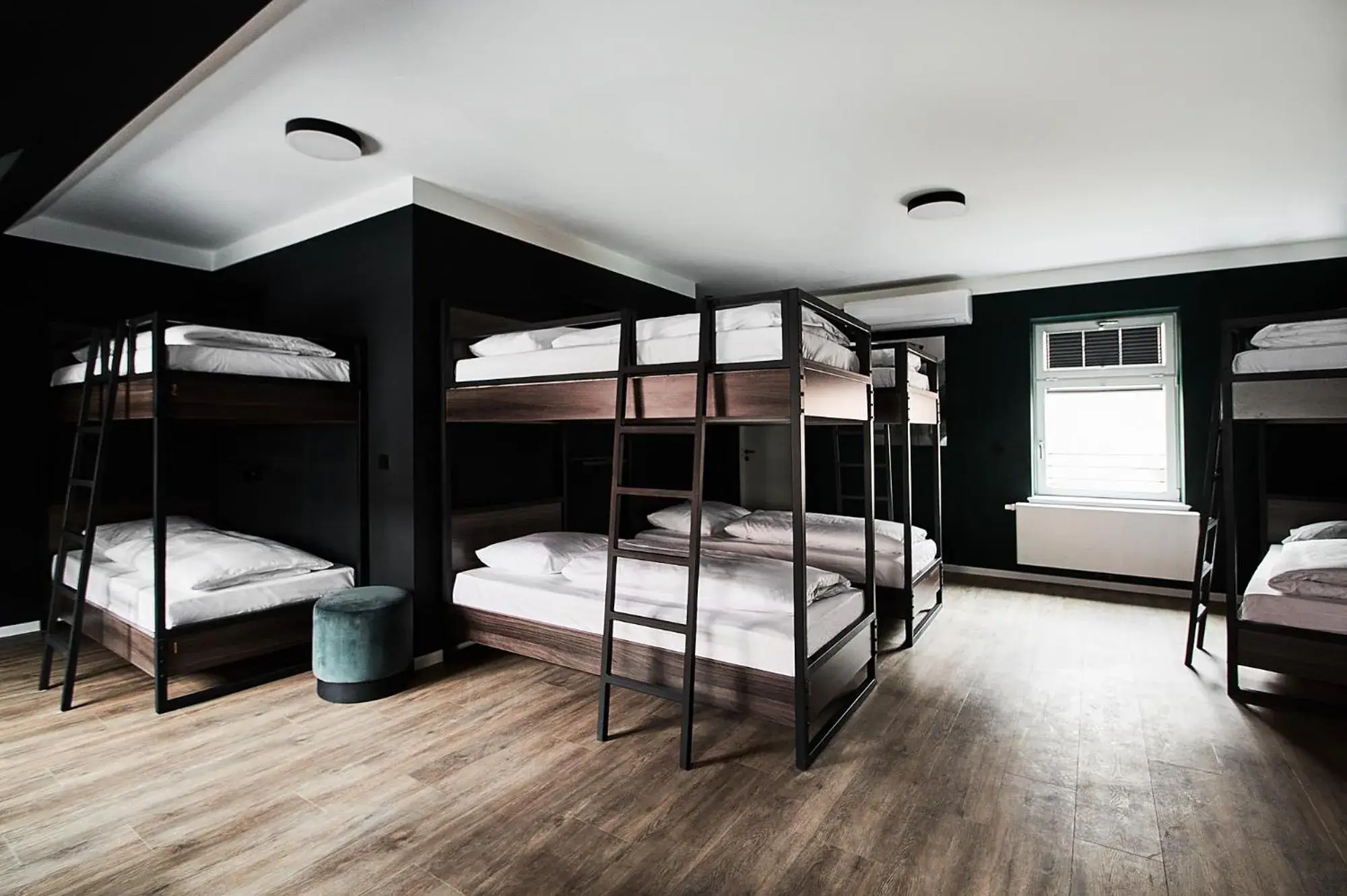 Bed in 8-Bed Mixed Dormitory Room in GRONERS Leipzig City Center Bed in 8-Bed Mixed Dormitory Room in GRONERS Leipzig City Center