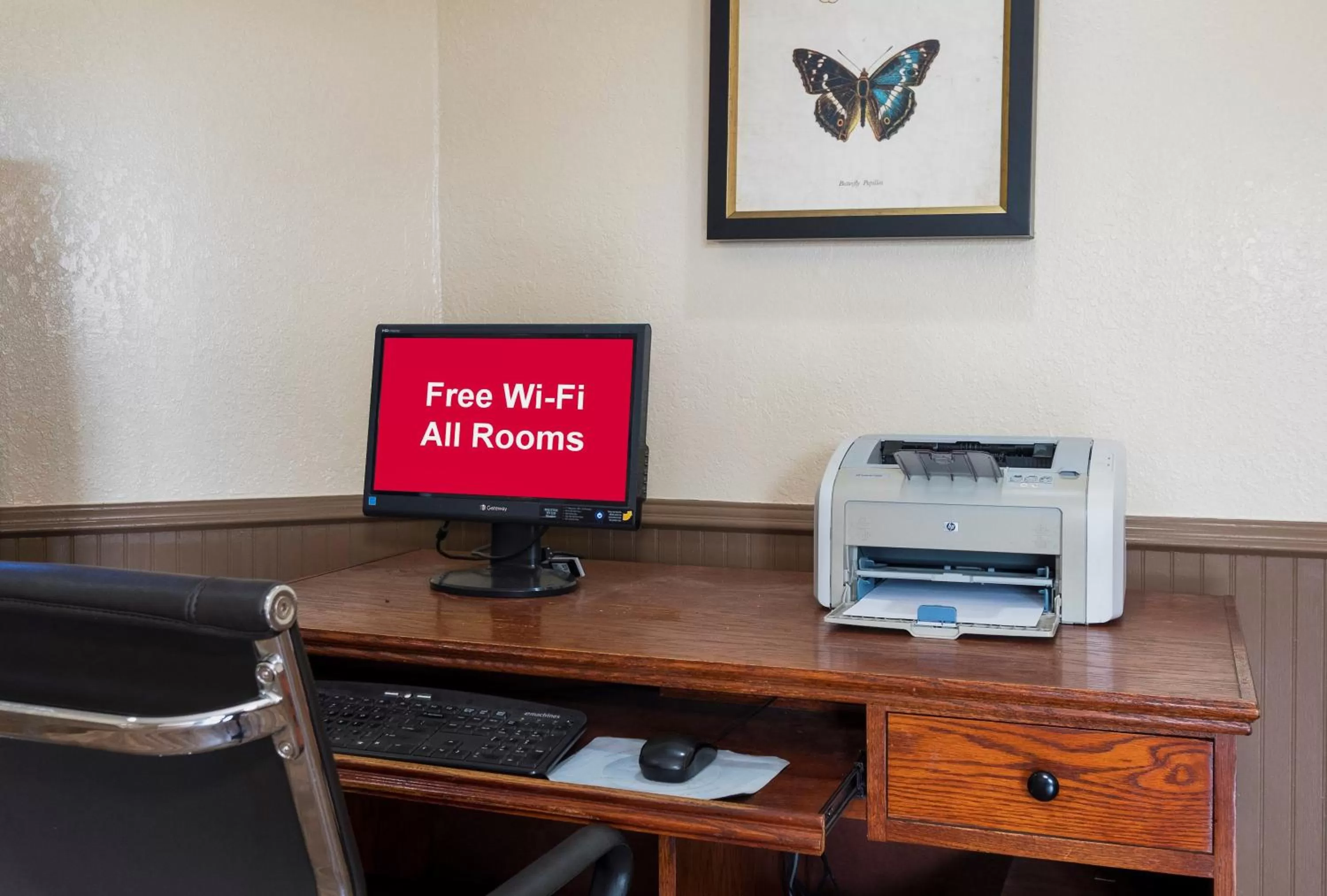 Business facilities in Red Roof Inn Meridian