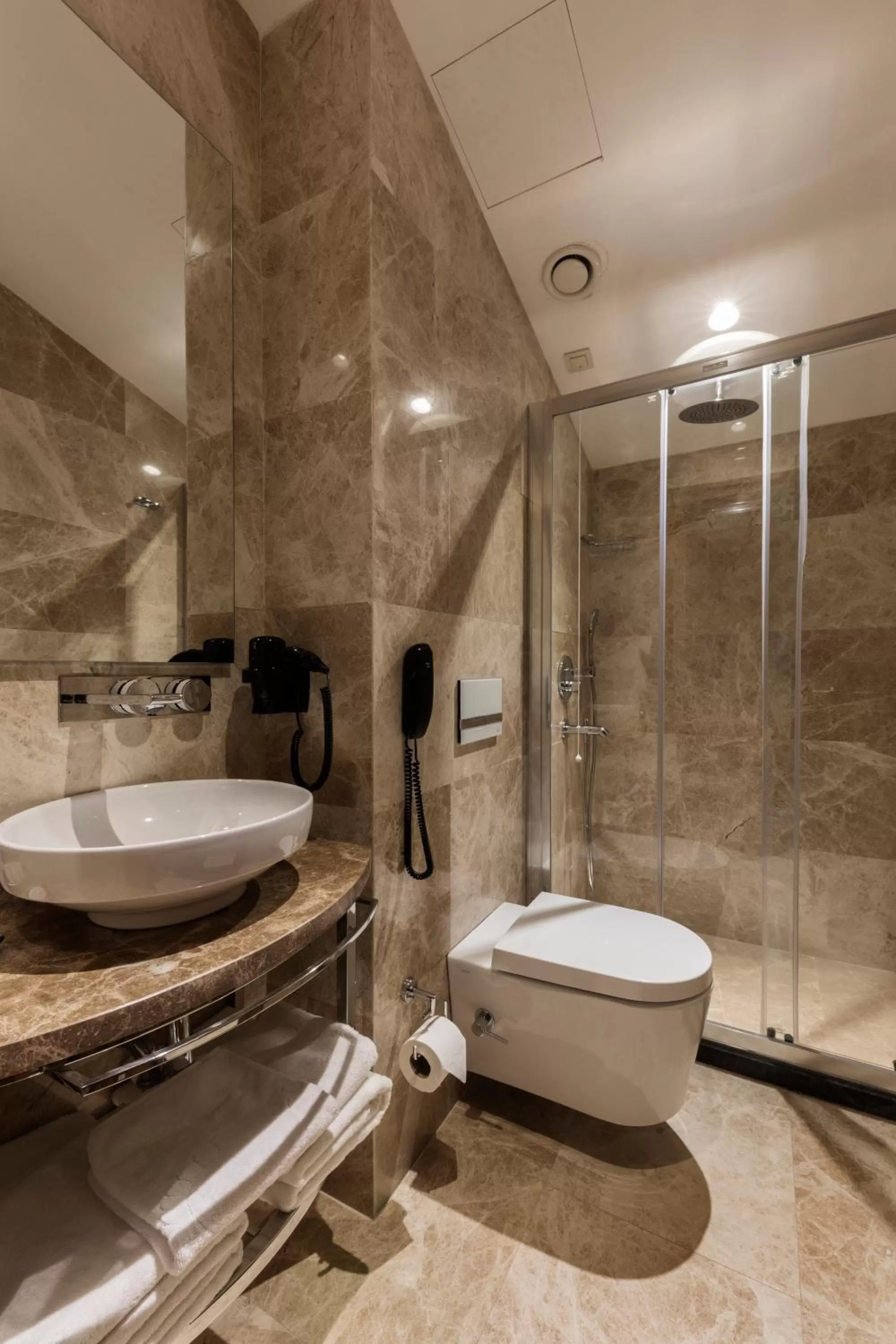 Toilet in Endless Art Hotel-Special Category