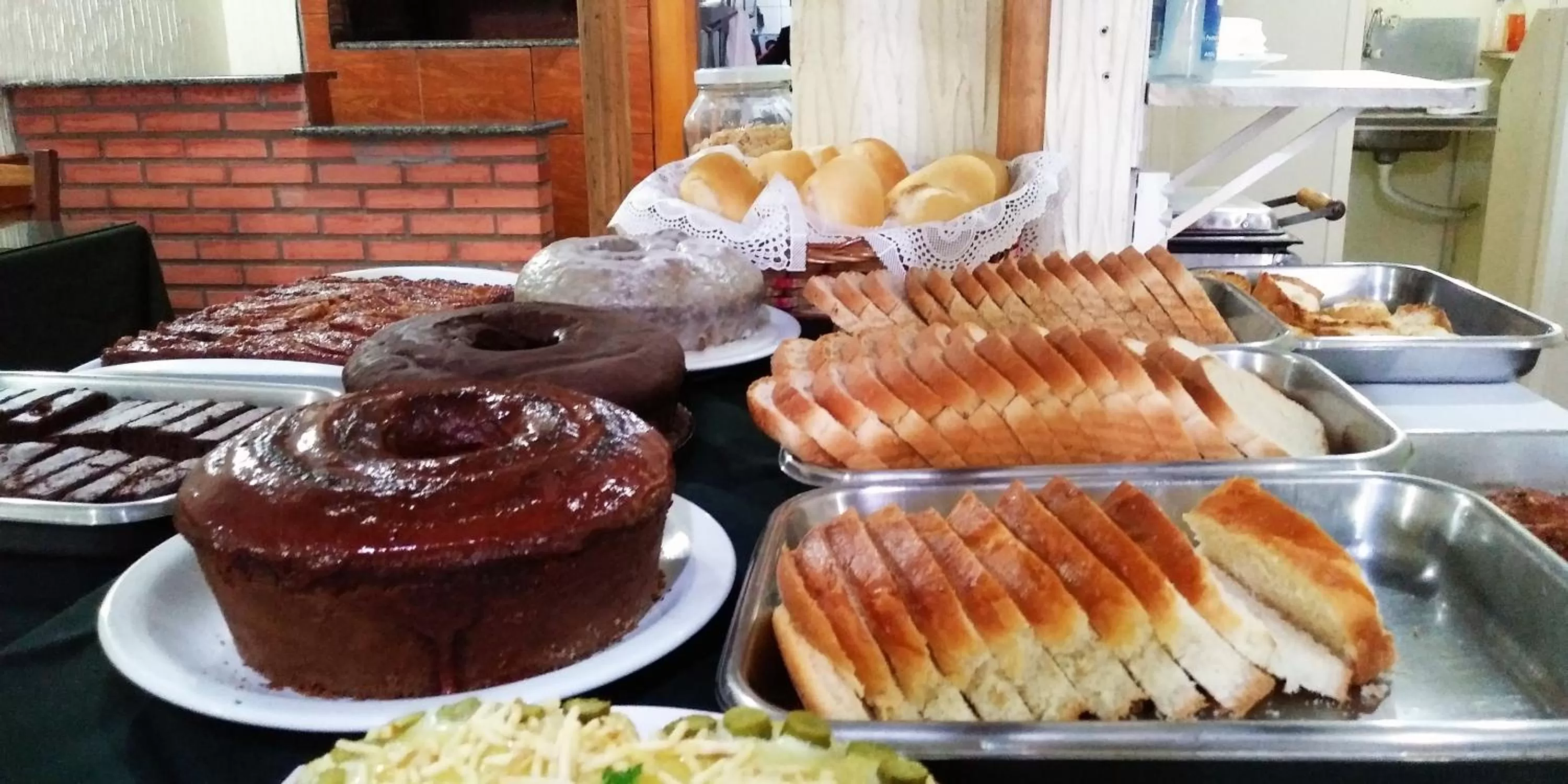 Breakfast in Hotel Gravataí Center