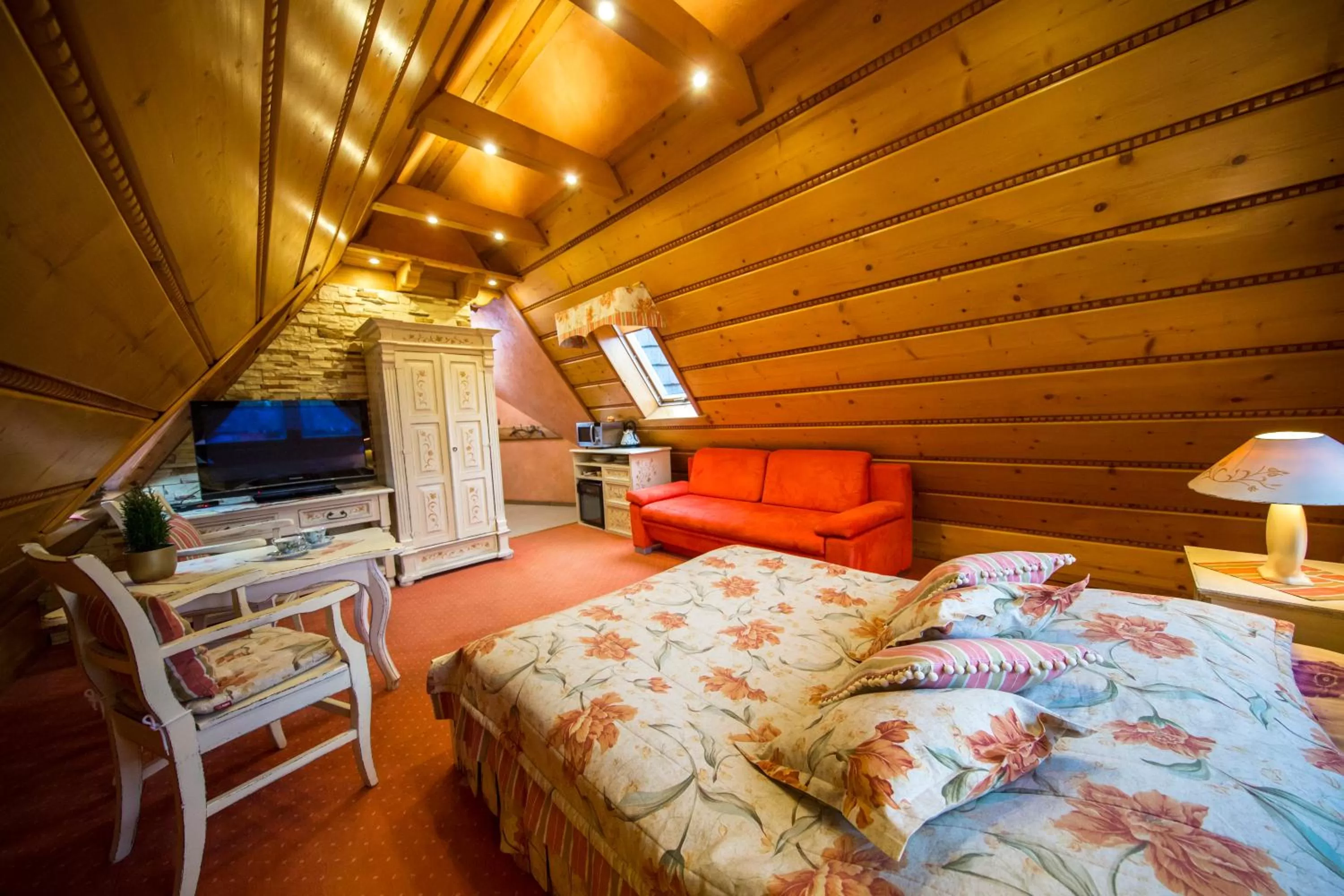 TV and multimedia, Bed in Leśny Dworek Zakopane