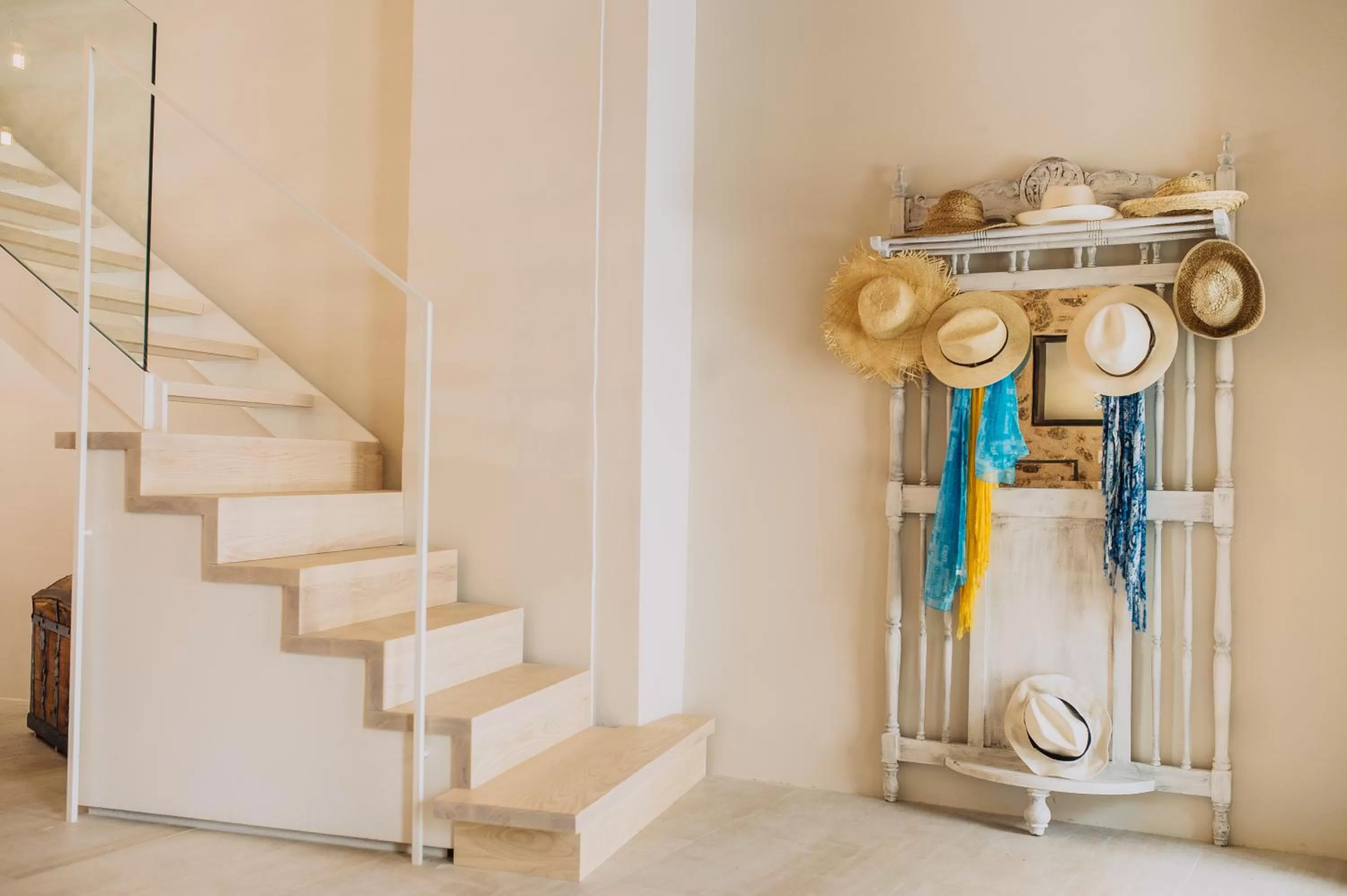 Facade/entrance in Can Solaies