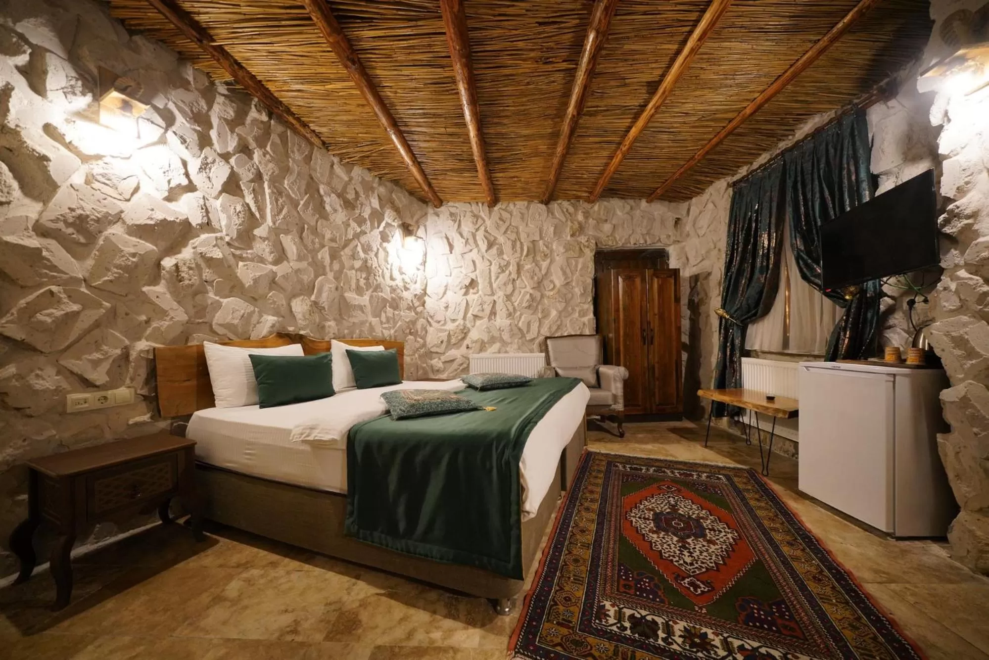 Bedroom, Bed in Cappadocia Nar Cave House & Swimming Pool