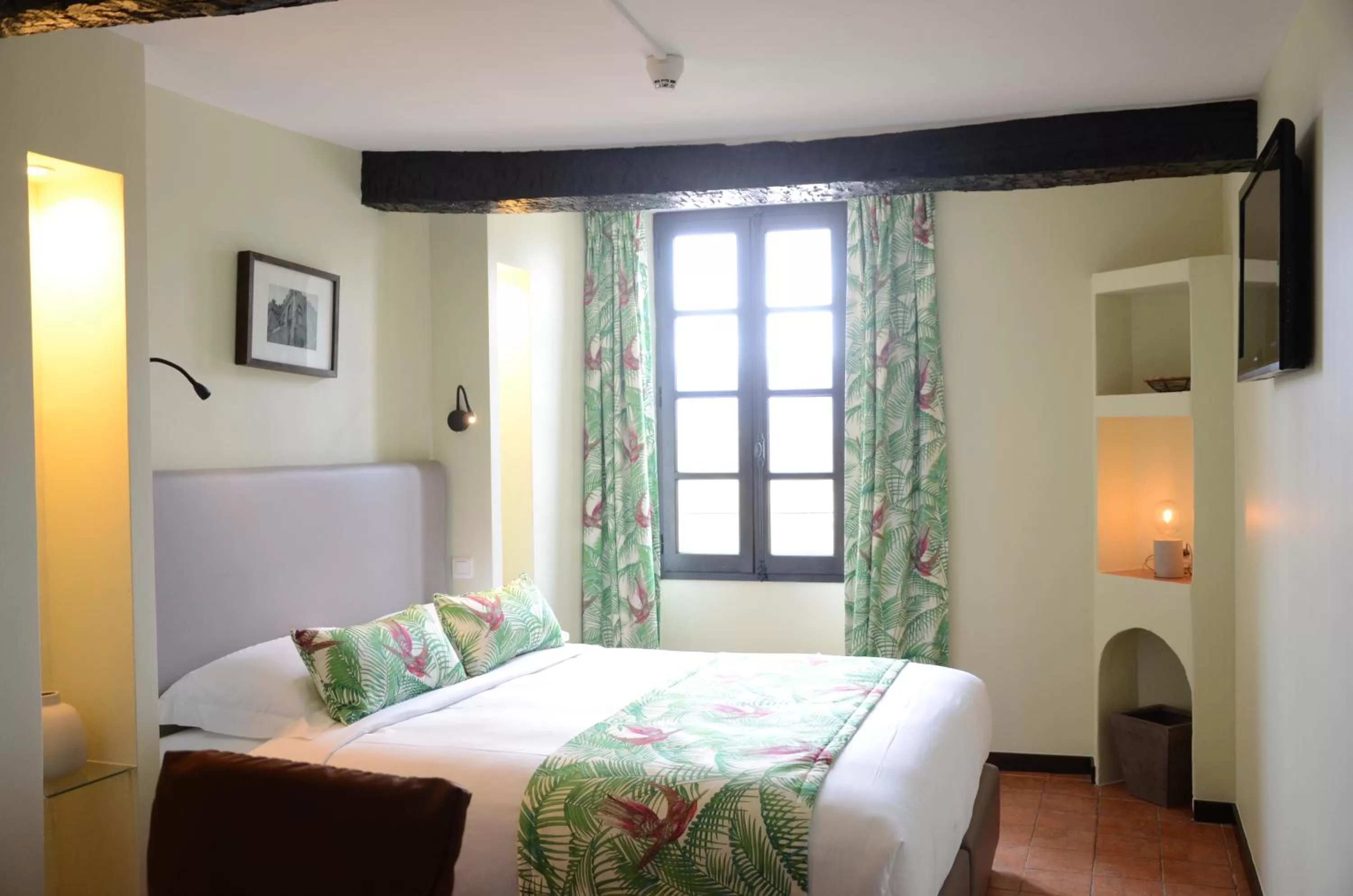 Double Room in Hôtel Grimaldi