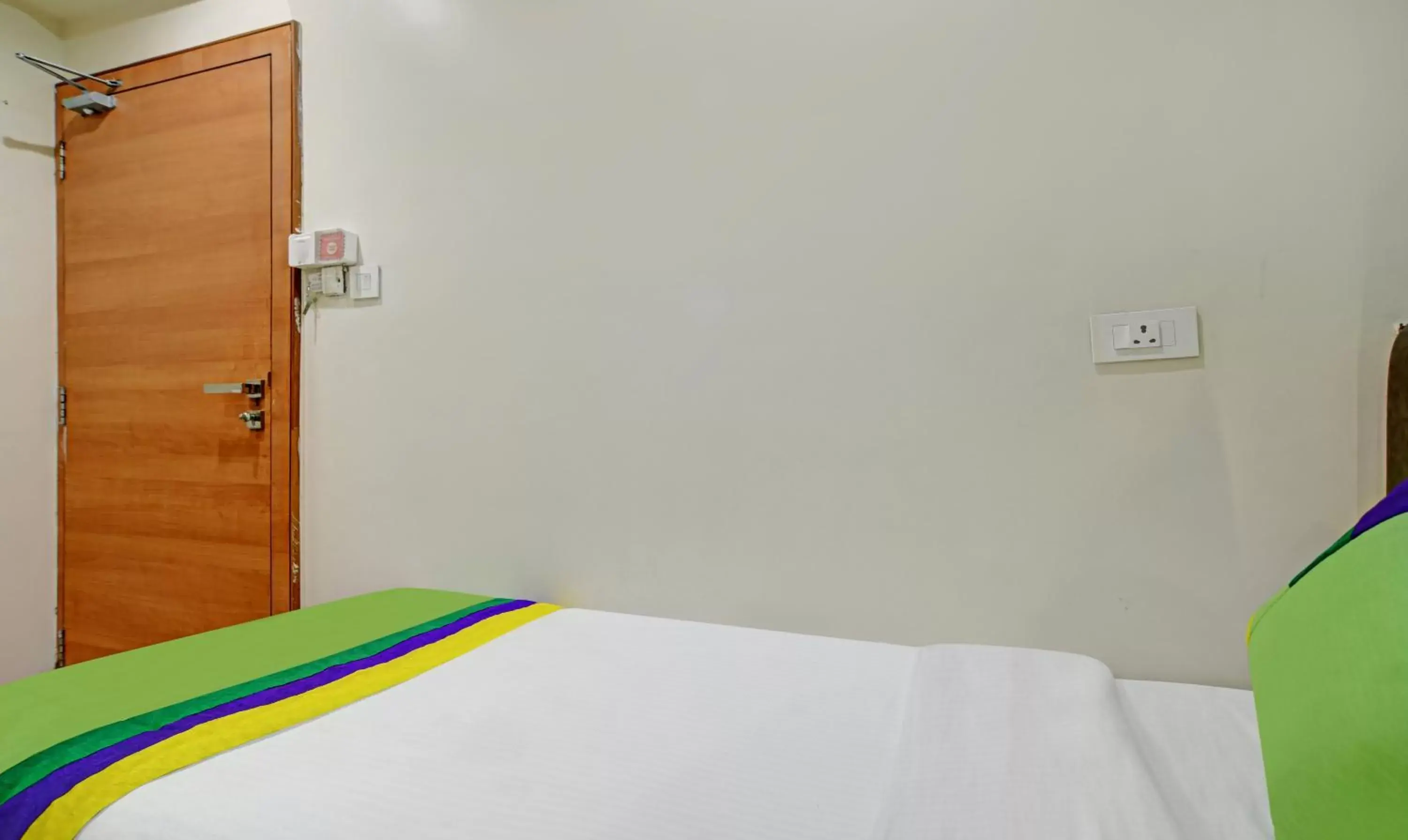 Standard Double Room - single occupancy in Treebo Trend Johri Regency Malviya Nagar Standard Double Room - single occupancy in Treebo Trend Johri Regency Malviya Nagar