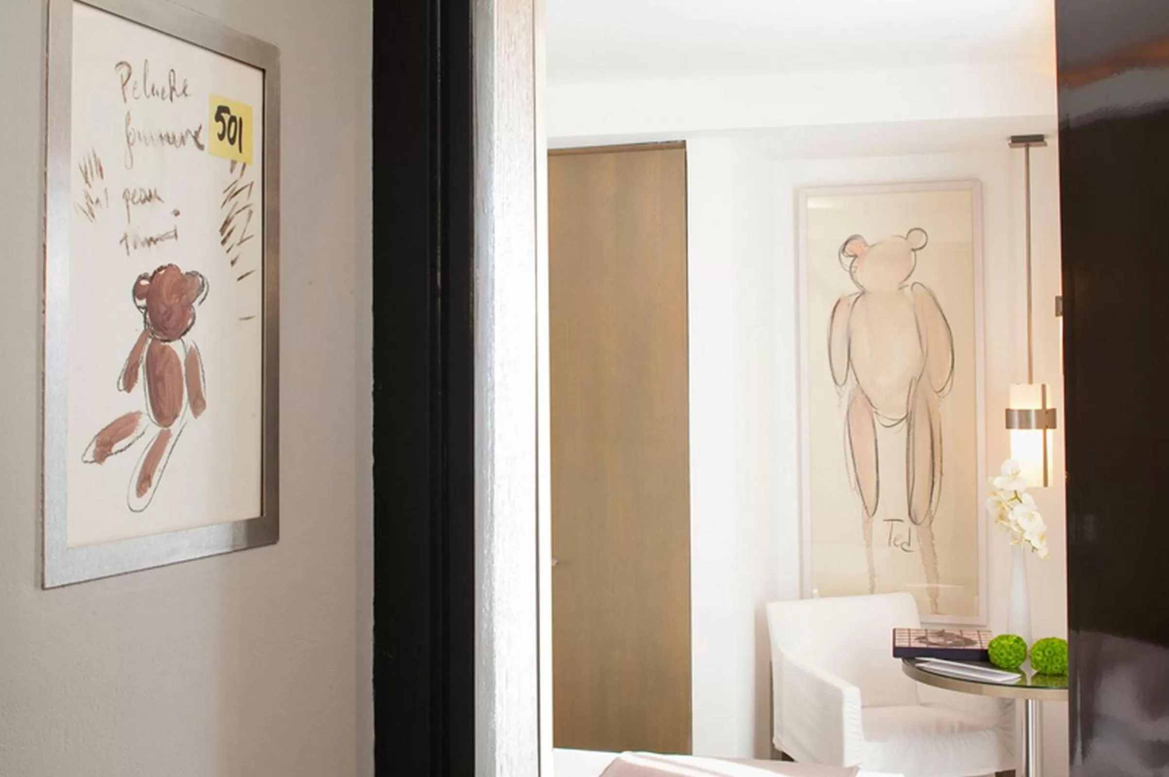 Seating area in Le A