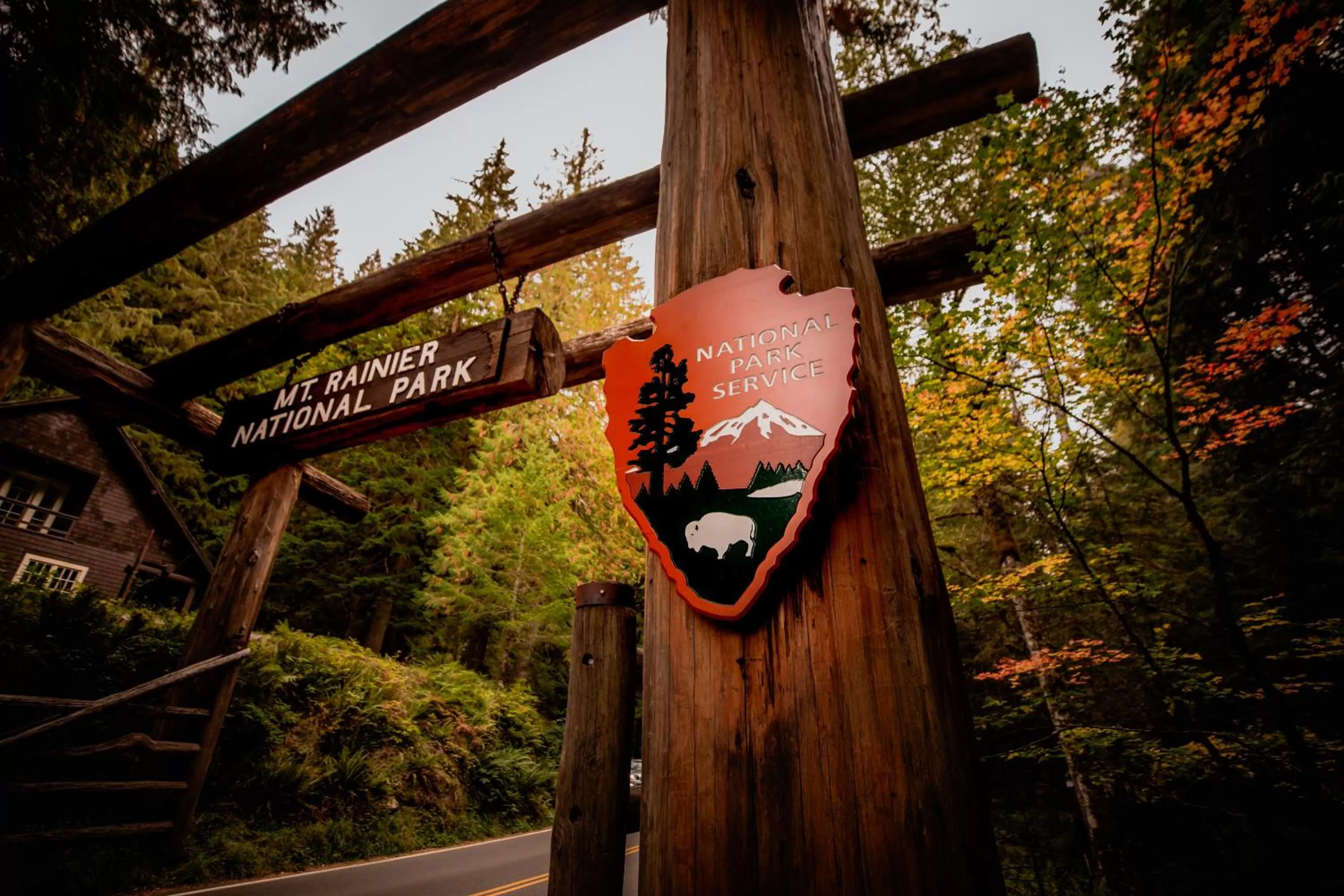 Gateway Inn & Cabins